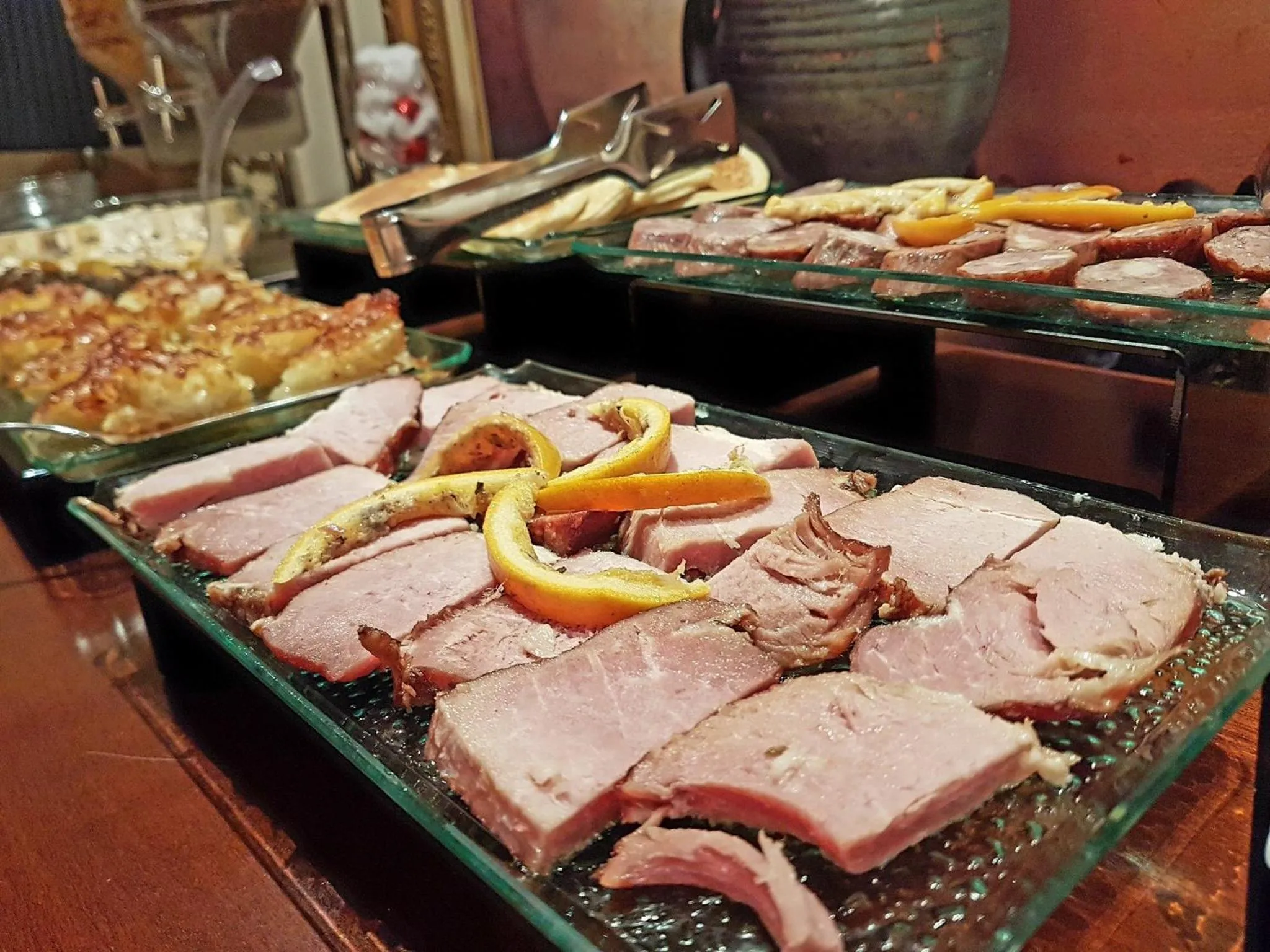 Food and drinks in Lakonia Hotel