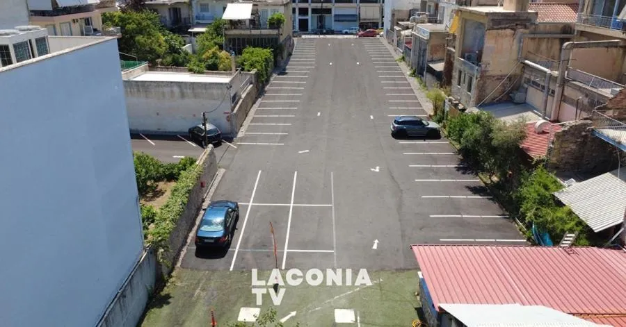 Parking in Lakonia Hotel