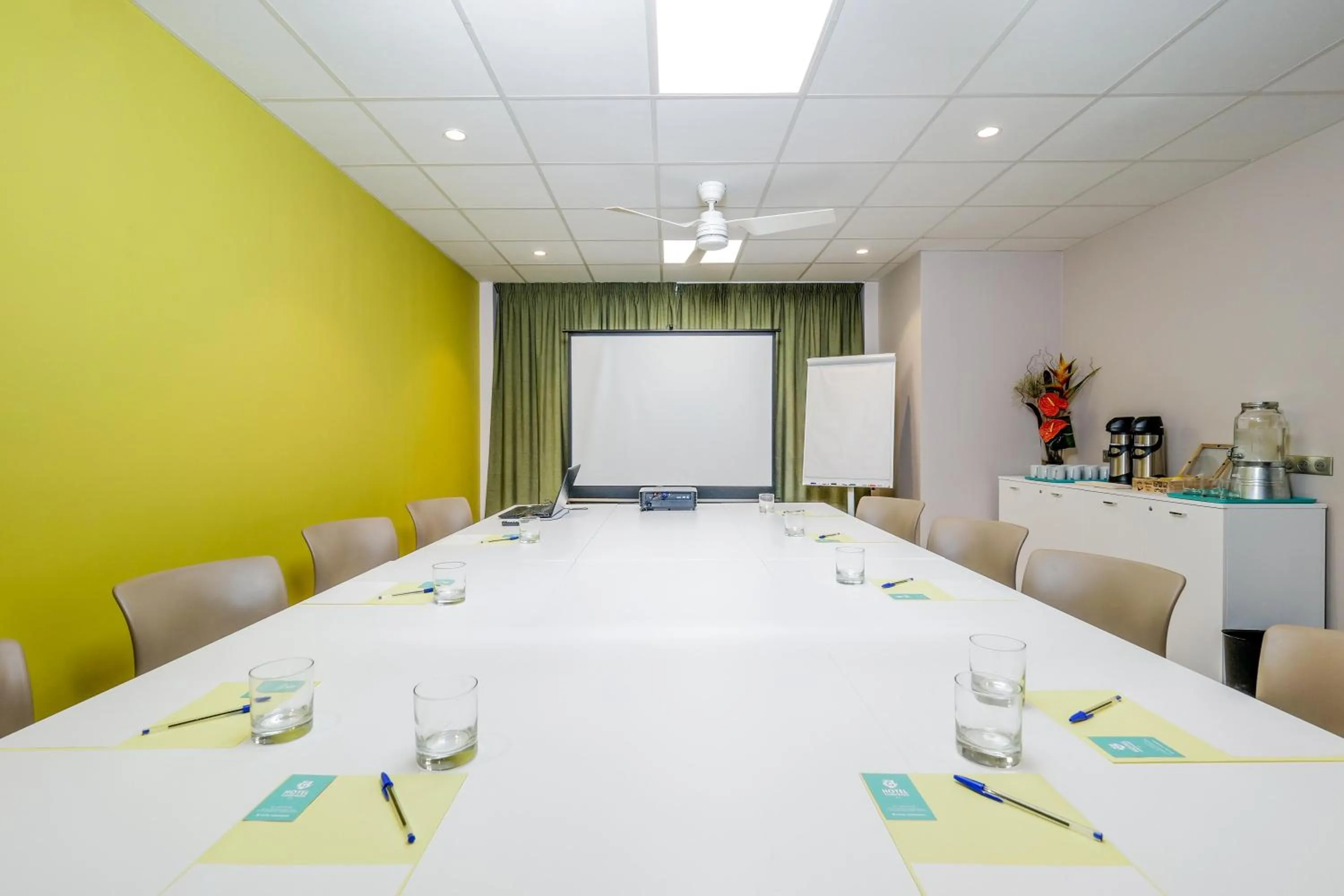 Meeting/conference room in Gondwana City Green