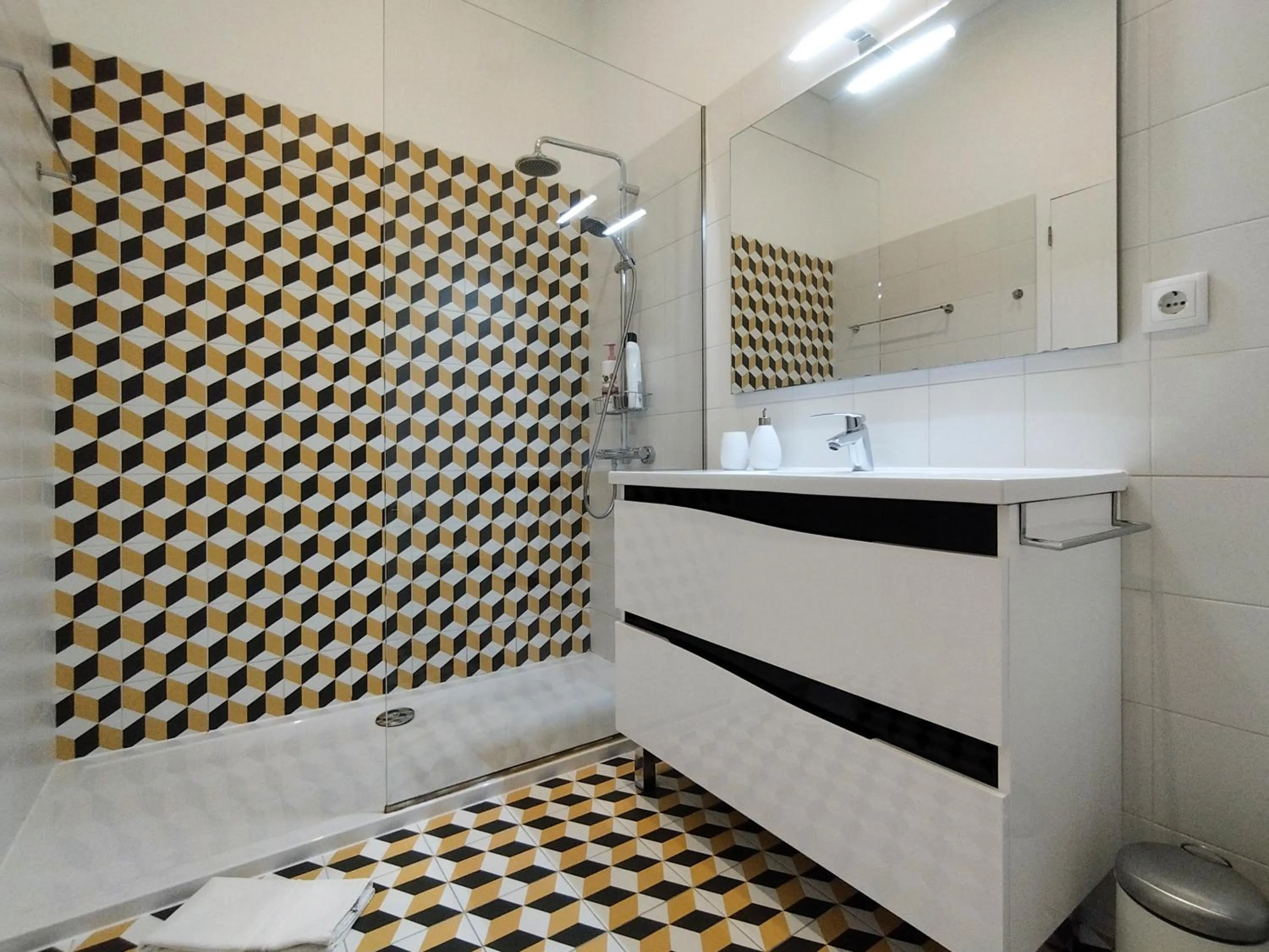 Double Room with Private External Bathroom in Casa Velha Guesthouse