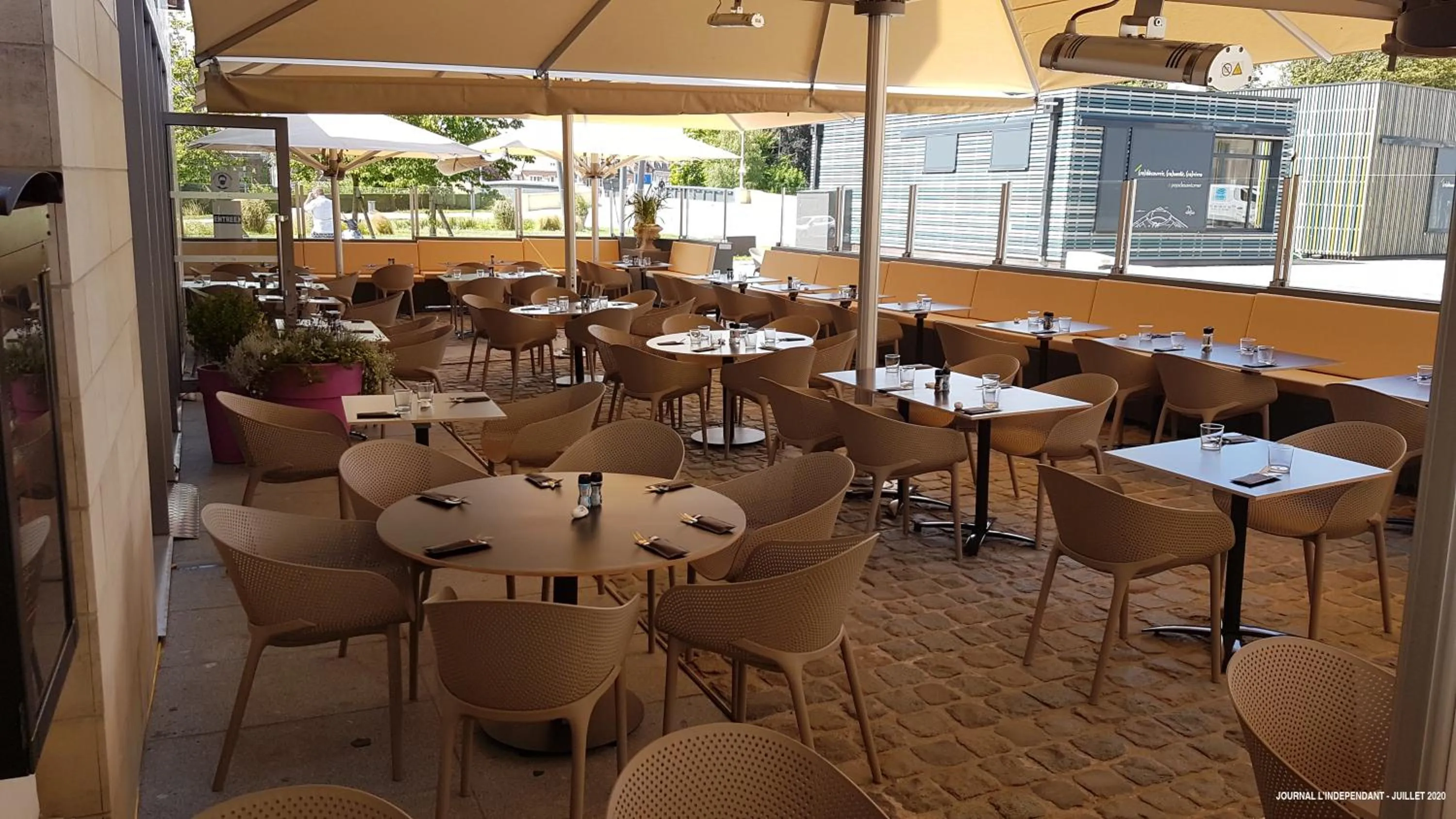 Patio in Chic'o Rail