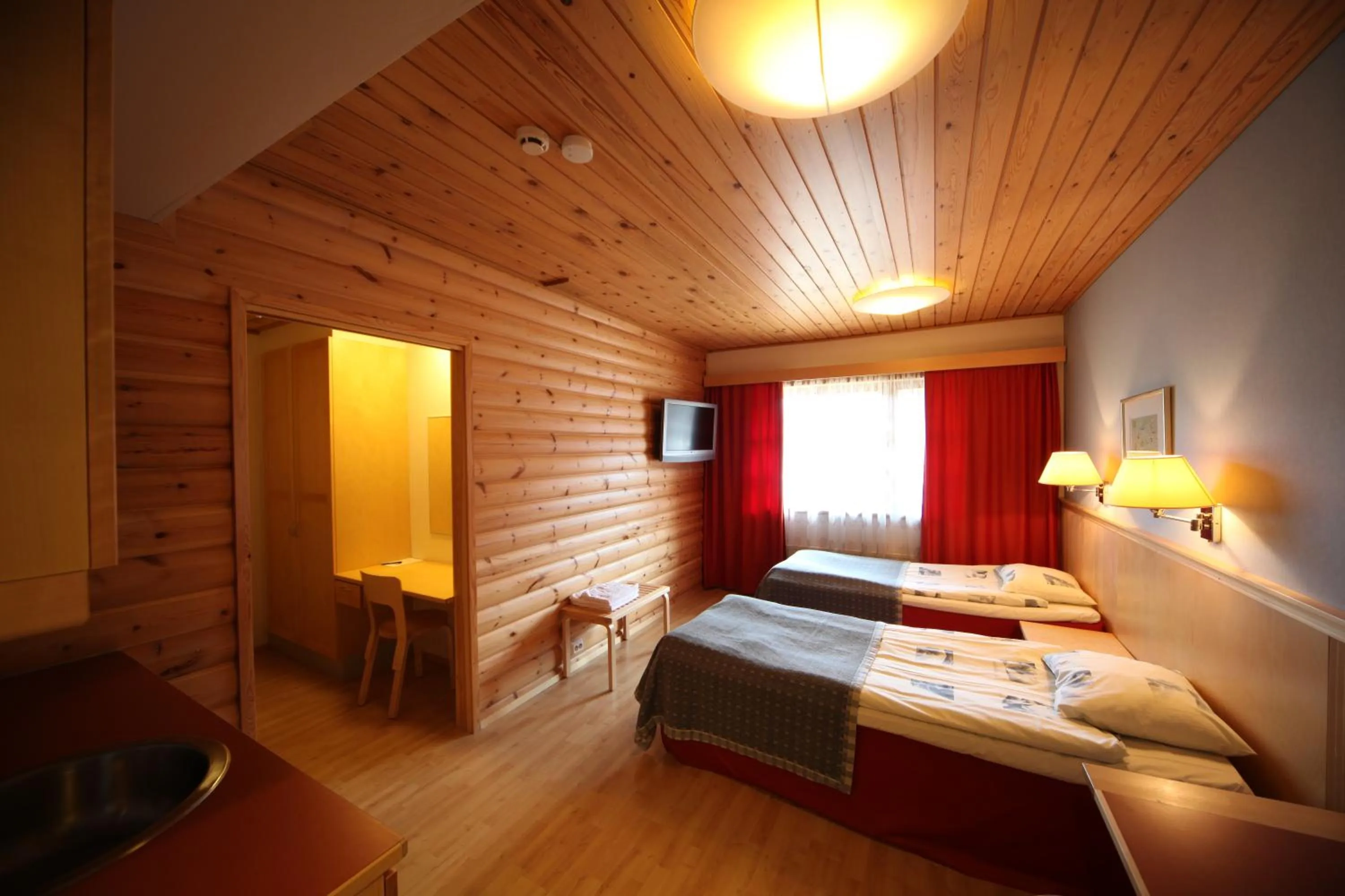 Photo of the whole room, Bed in Levi Hotel Spa