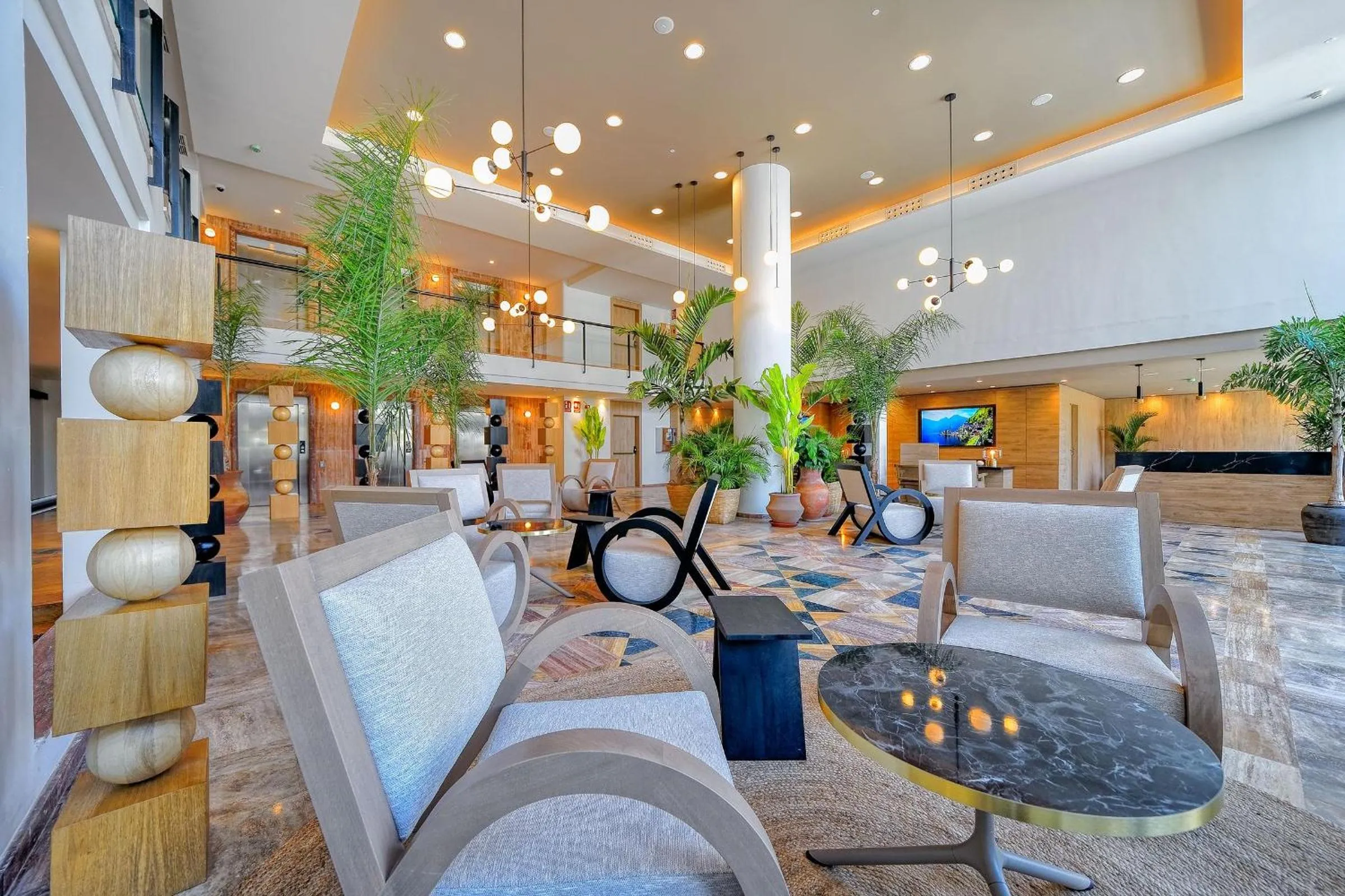 Lobby or reception in H10 Costa Mogán - Adults Only