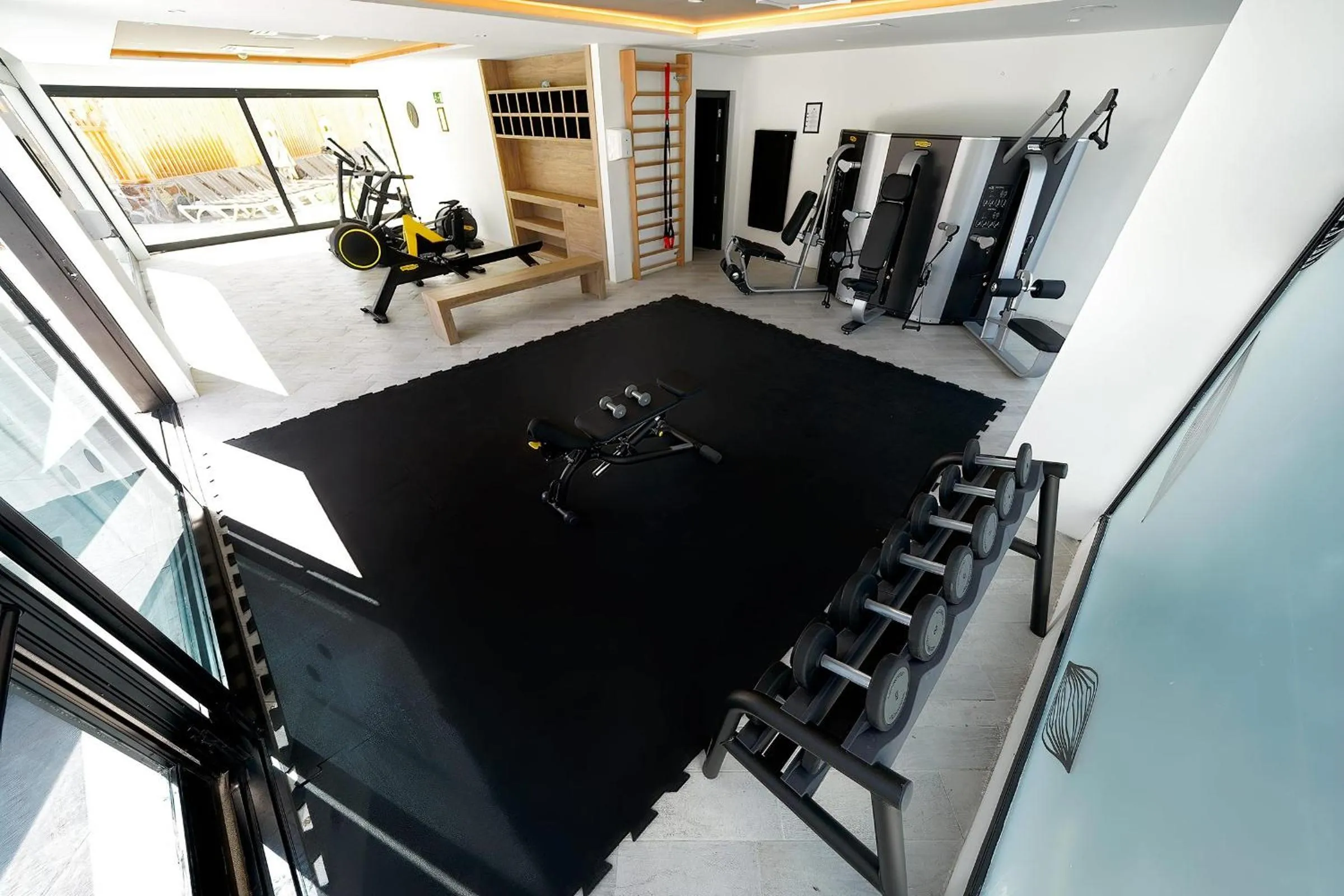 Lounge or bar in H10 Costa Mogán - Adults Only