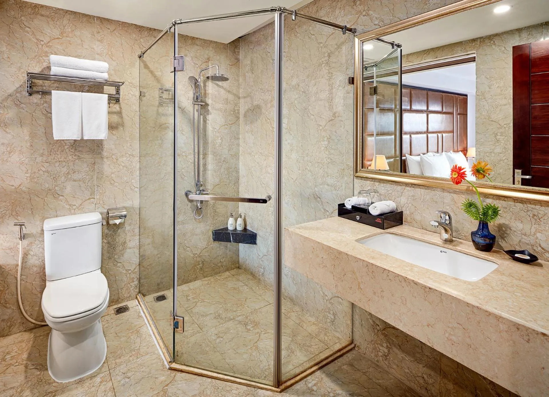 Bathroom in Ravatel Home Bac Giang