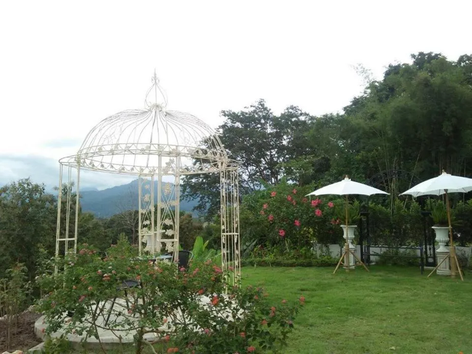 Garden in Pua De View Boutique Resort