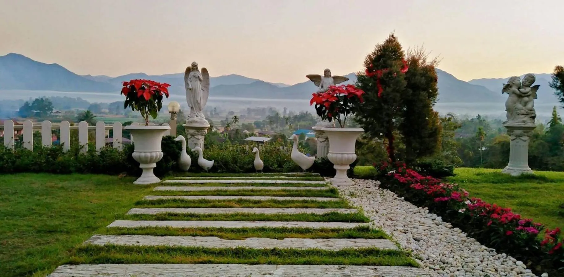 Garden in Pua De View Boutique Resort