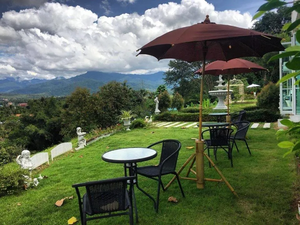 Garden in Pua De View Boutique Resort