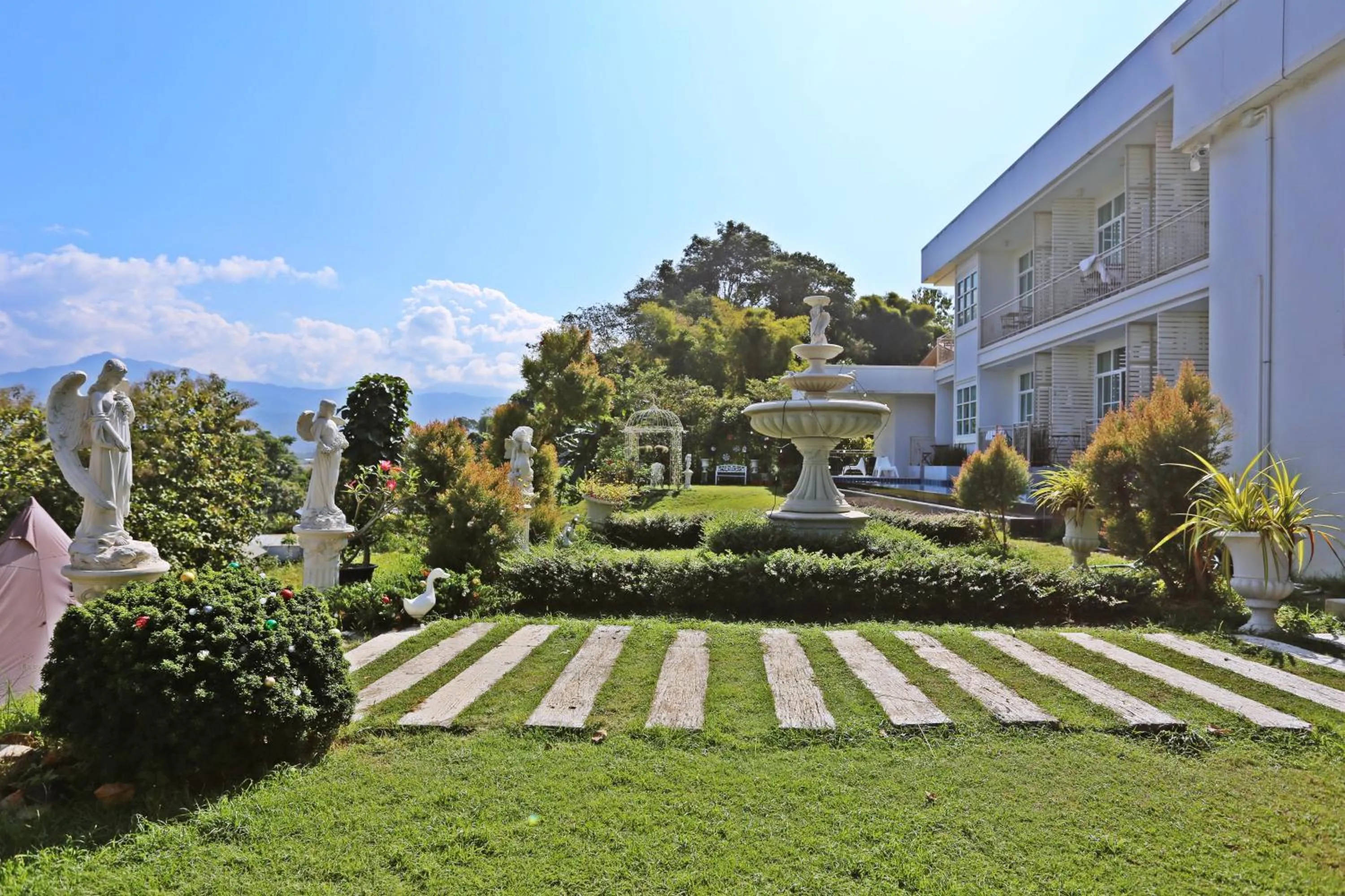 Pua De View Boutique Resort