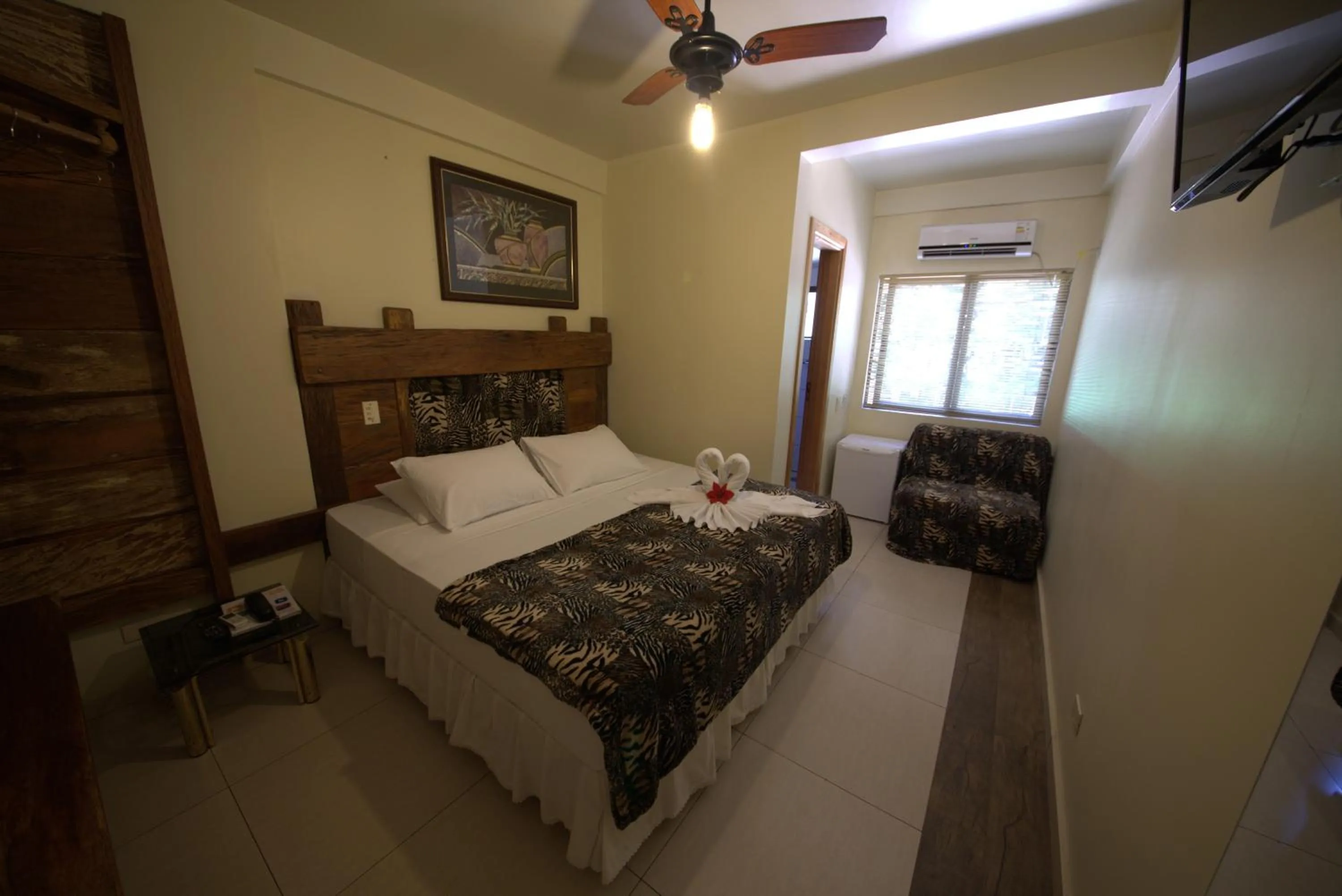 Bedroom, Bed in Pousada Sonho Meu Foz