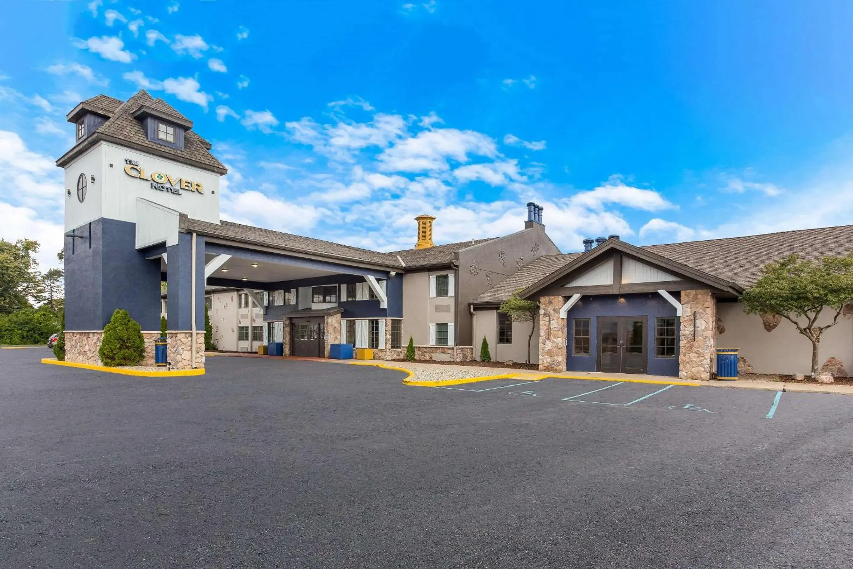 Wingate by Wyndham South Bend - Notre Dame Wingate by Wyndham South Bend - Notre Dame