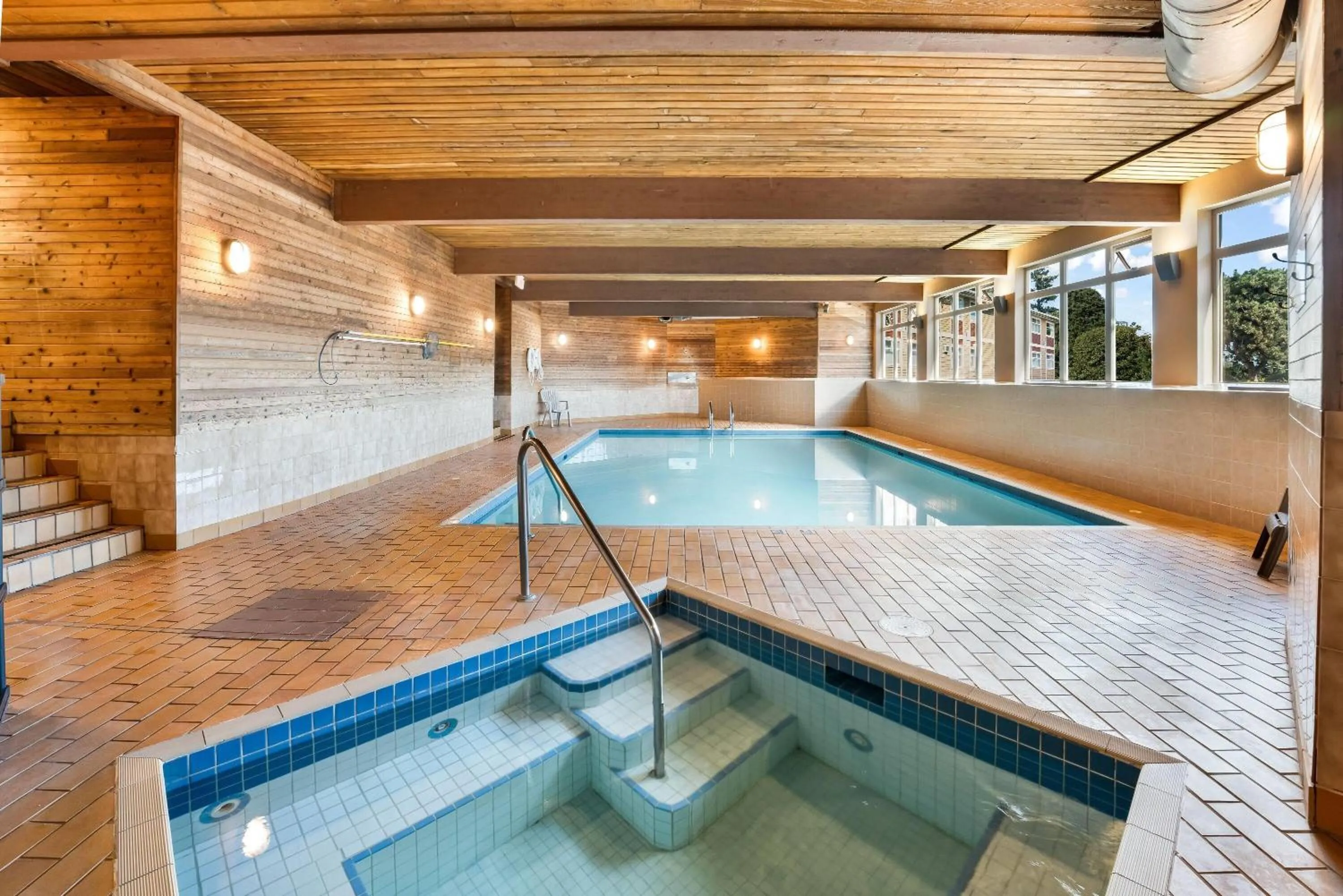 Swimming pool in Days Inn by Wyndham Nanaimo