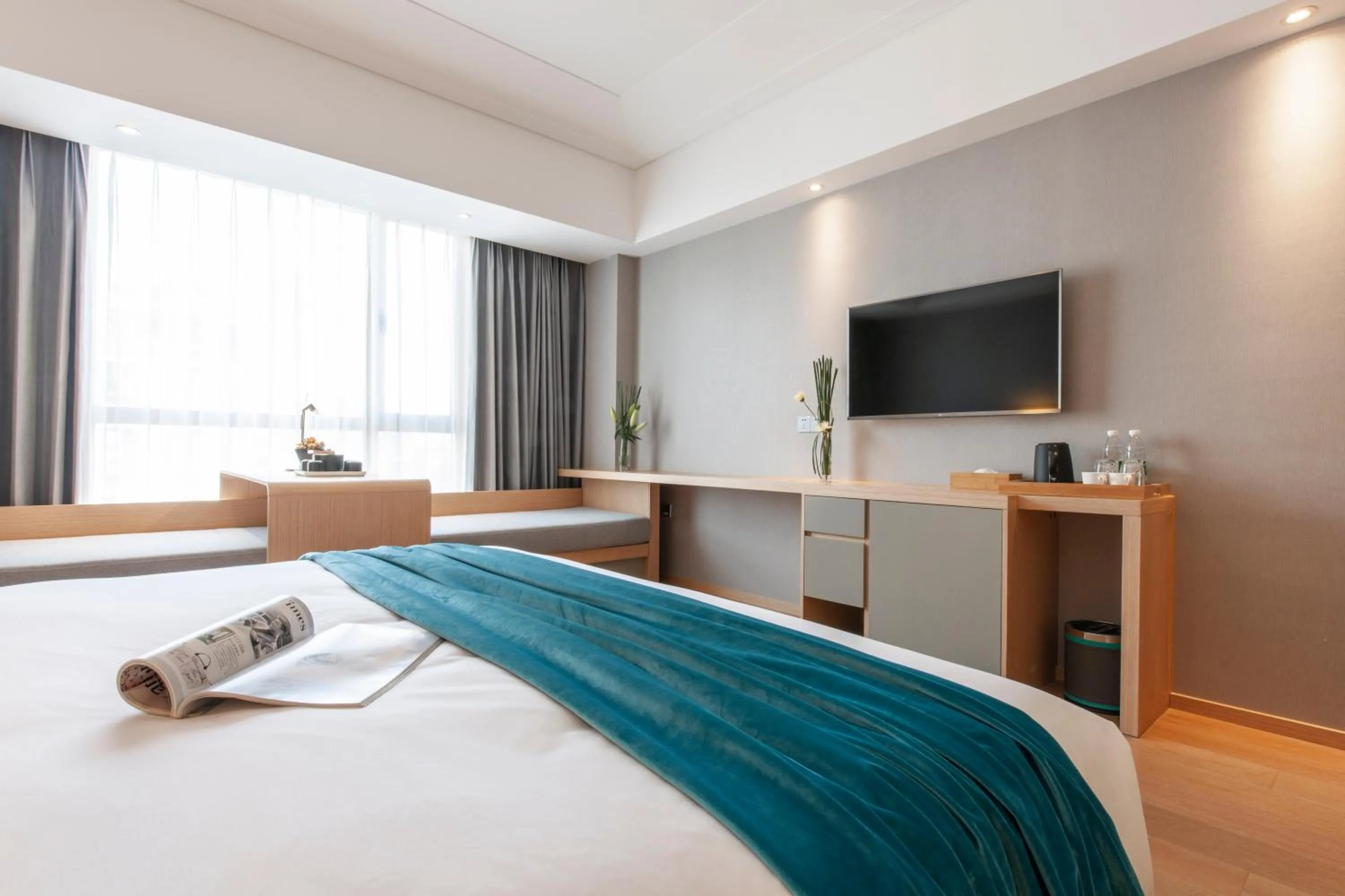 Bed in Radisson Blu Hotel Shanghai Hong Quan