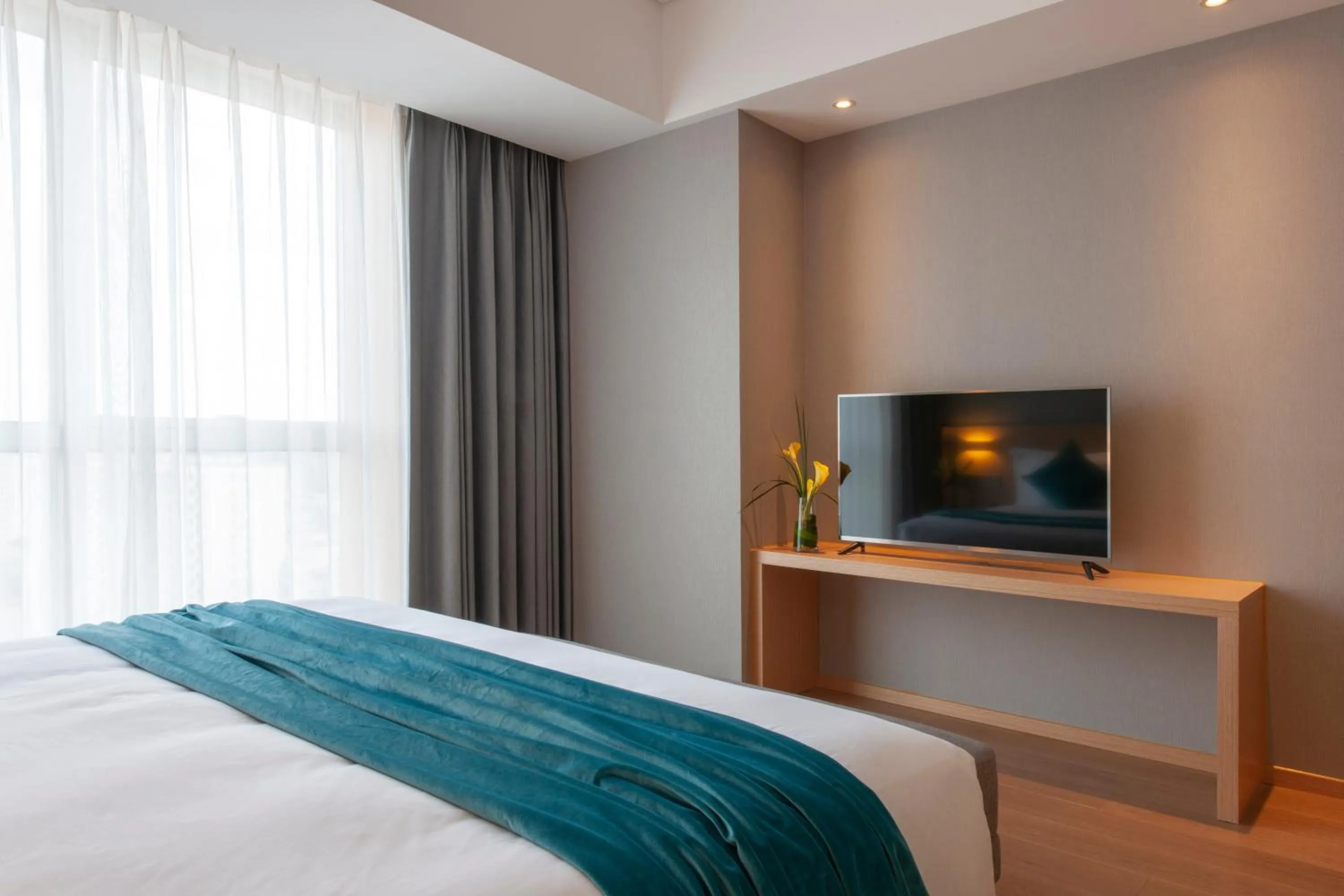 Bed in Radisson Blu Hotel Shanghai Hong Quan