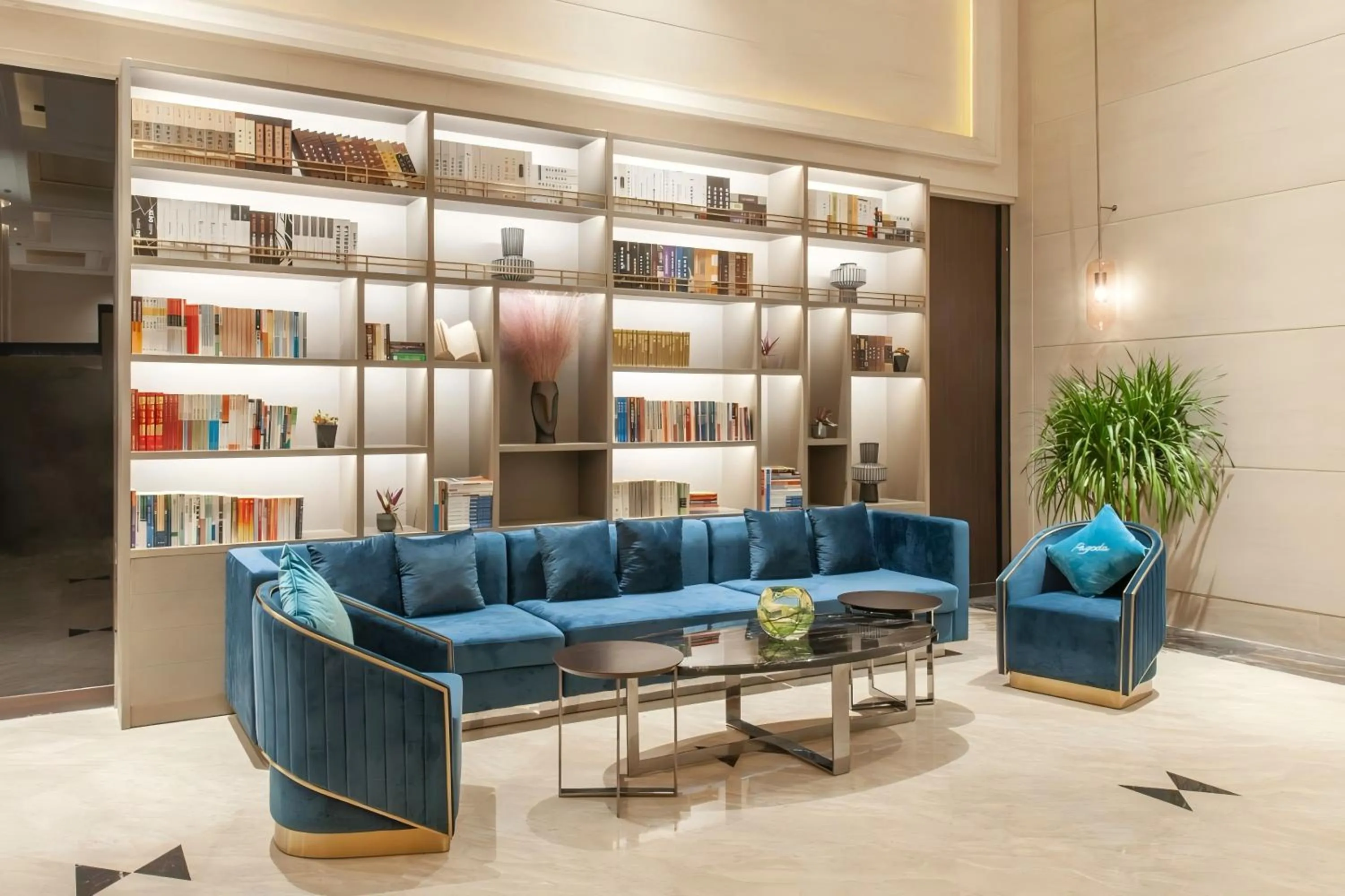 Lobby or reception in Shanghai Baixia Pagoda Hotel