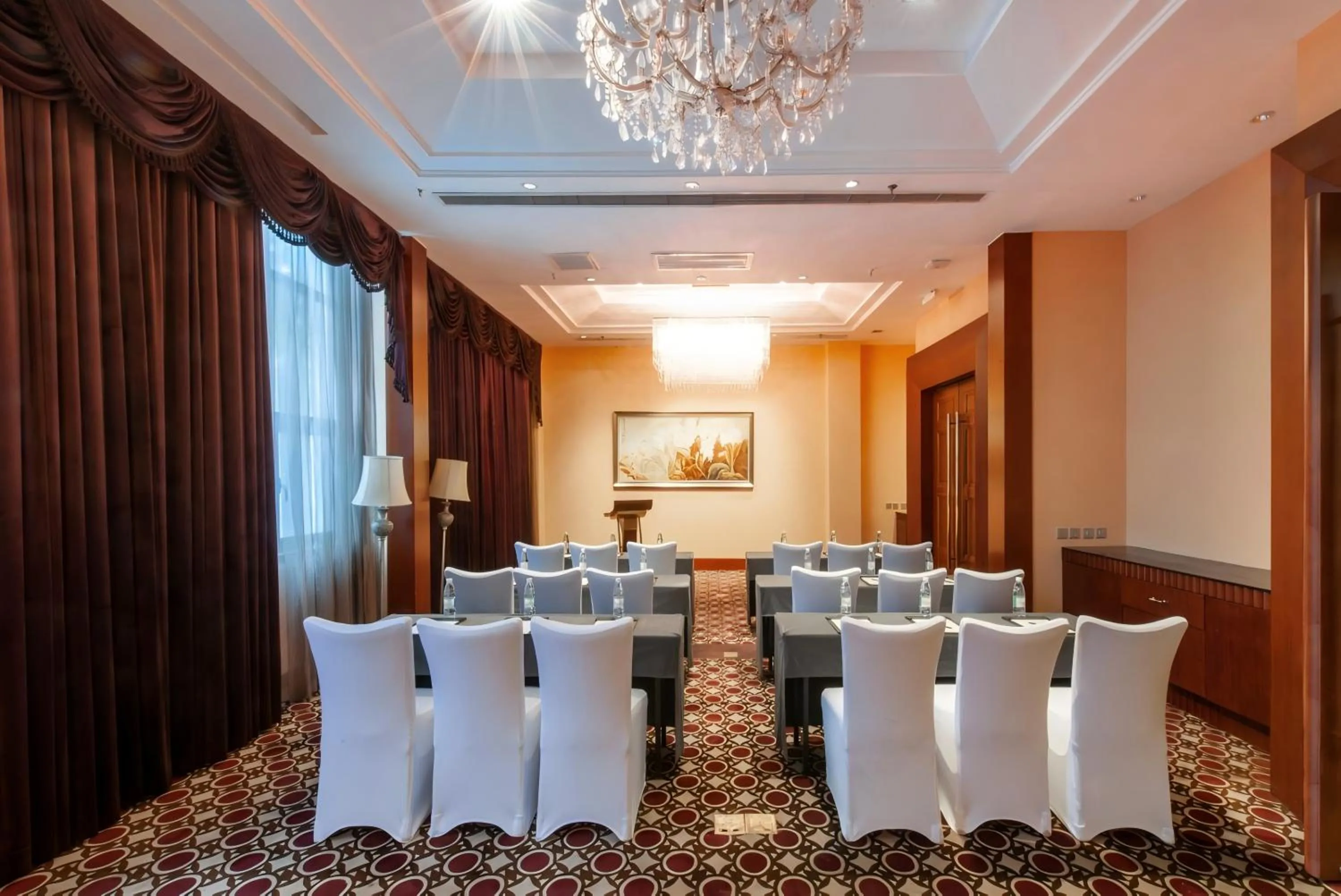 Banquet/Function facilities in Shanghai Baixia Pagoda Hotel
