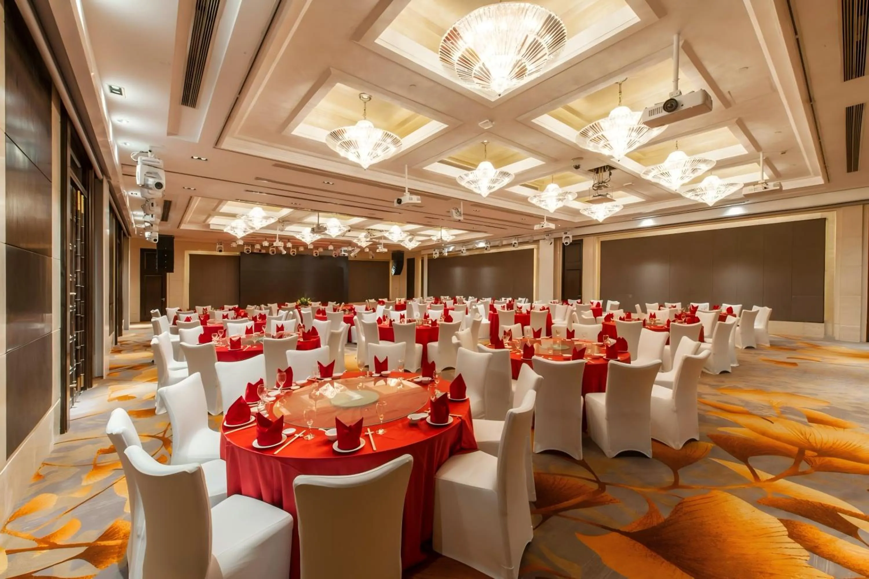 Banquet/Function facilities in Shanghai Baixia Pagoda Hotel