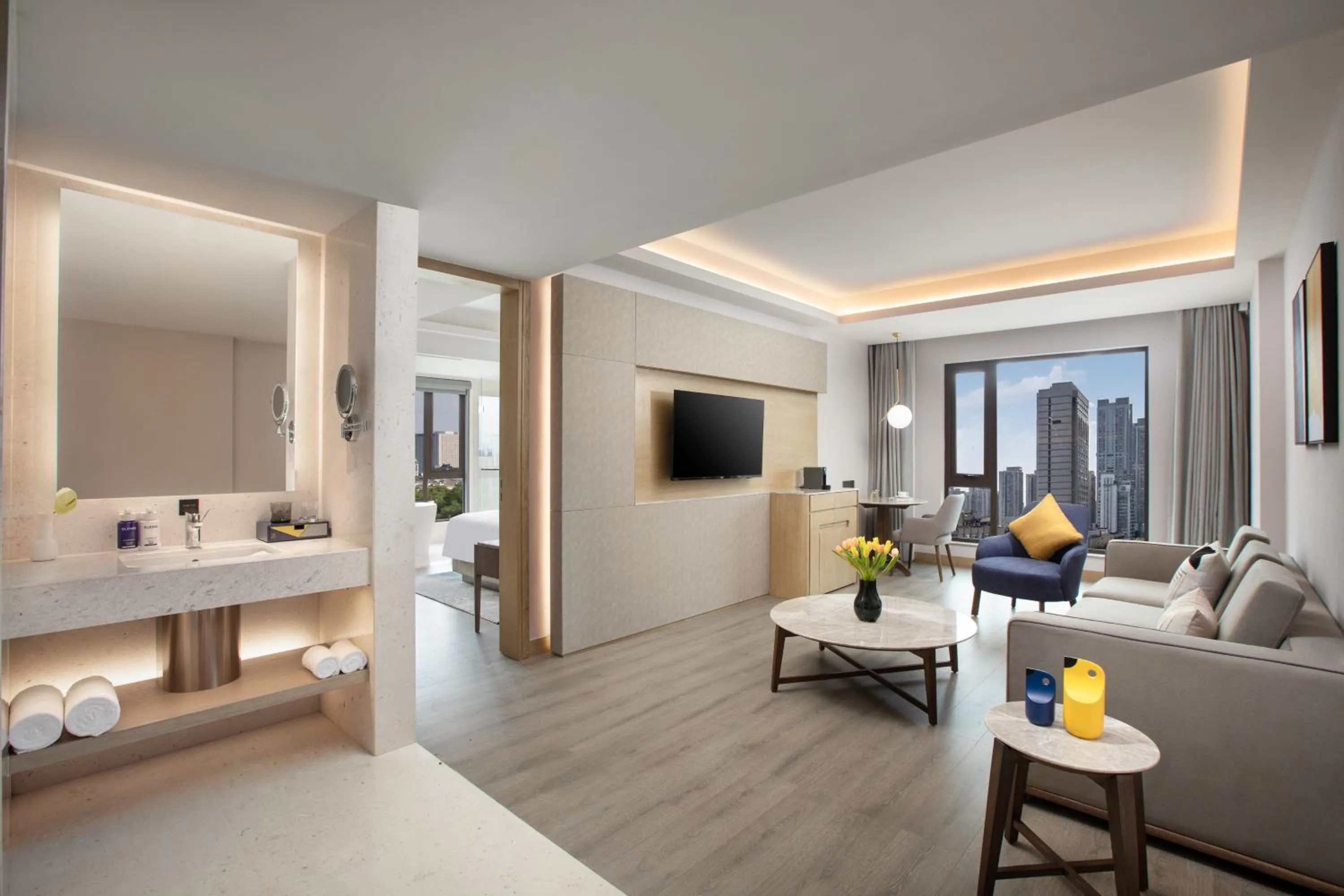 Bedroom, Bed in voco Nanjing Oriental Pearl