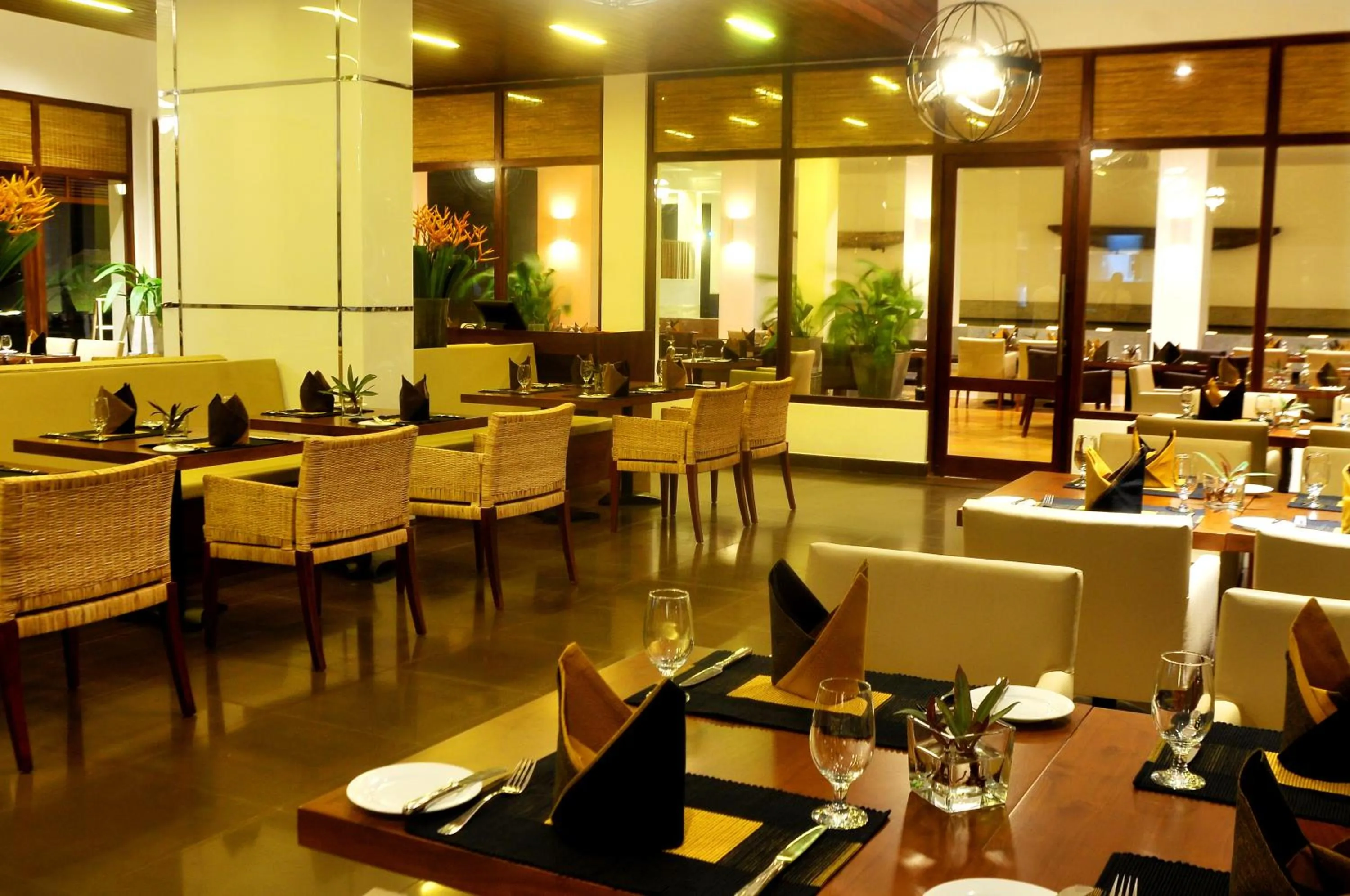 Restaurant/places to eat in The Blue Water - Geoffrey Bawa Heritage Resort Hotel