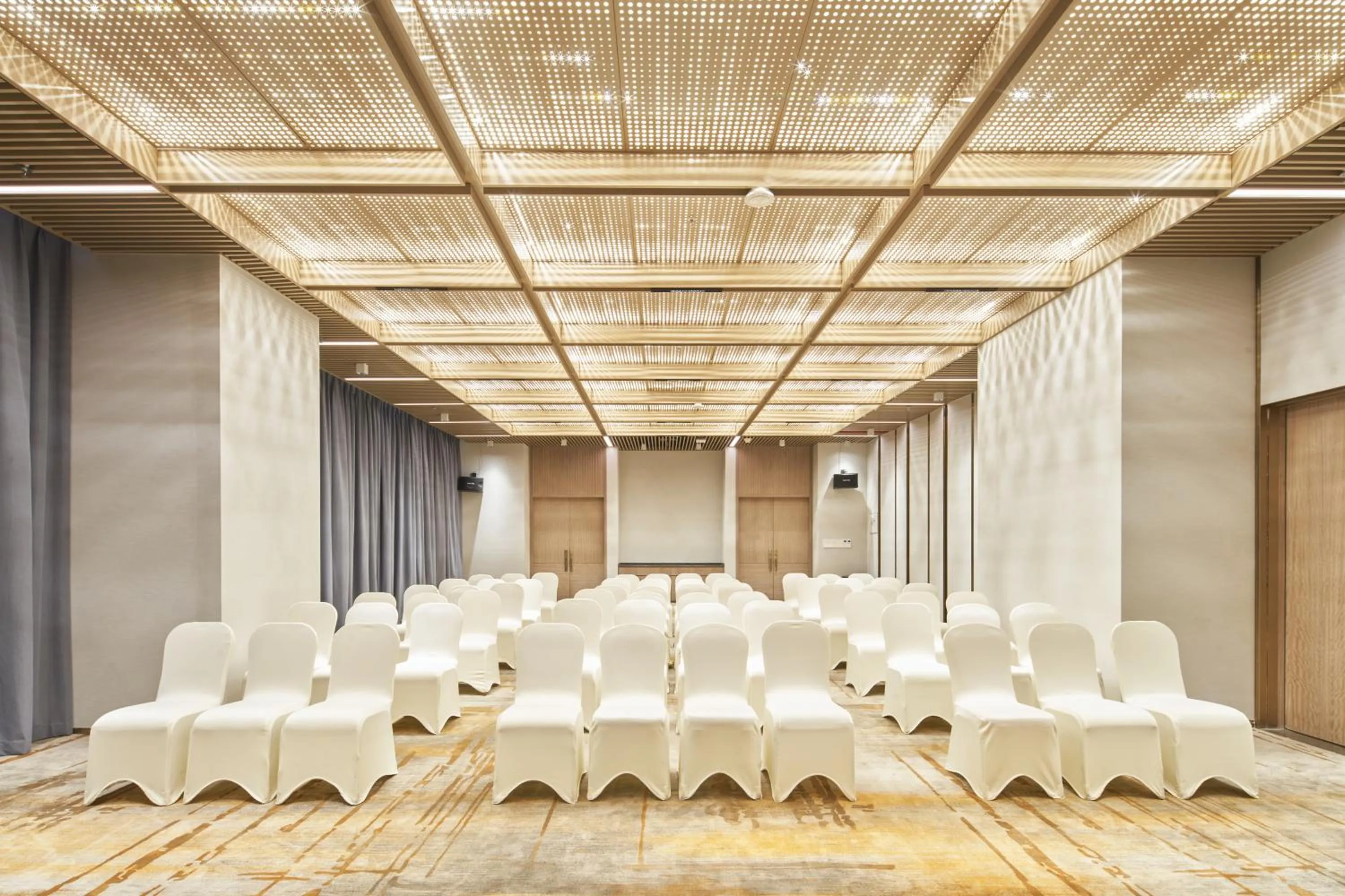 Meeting/conference room in Shenzhen Grand Skylight Garden Hotel