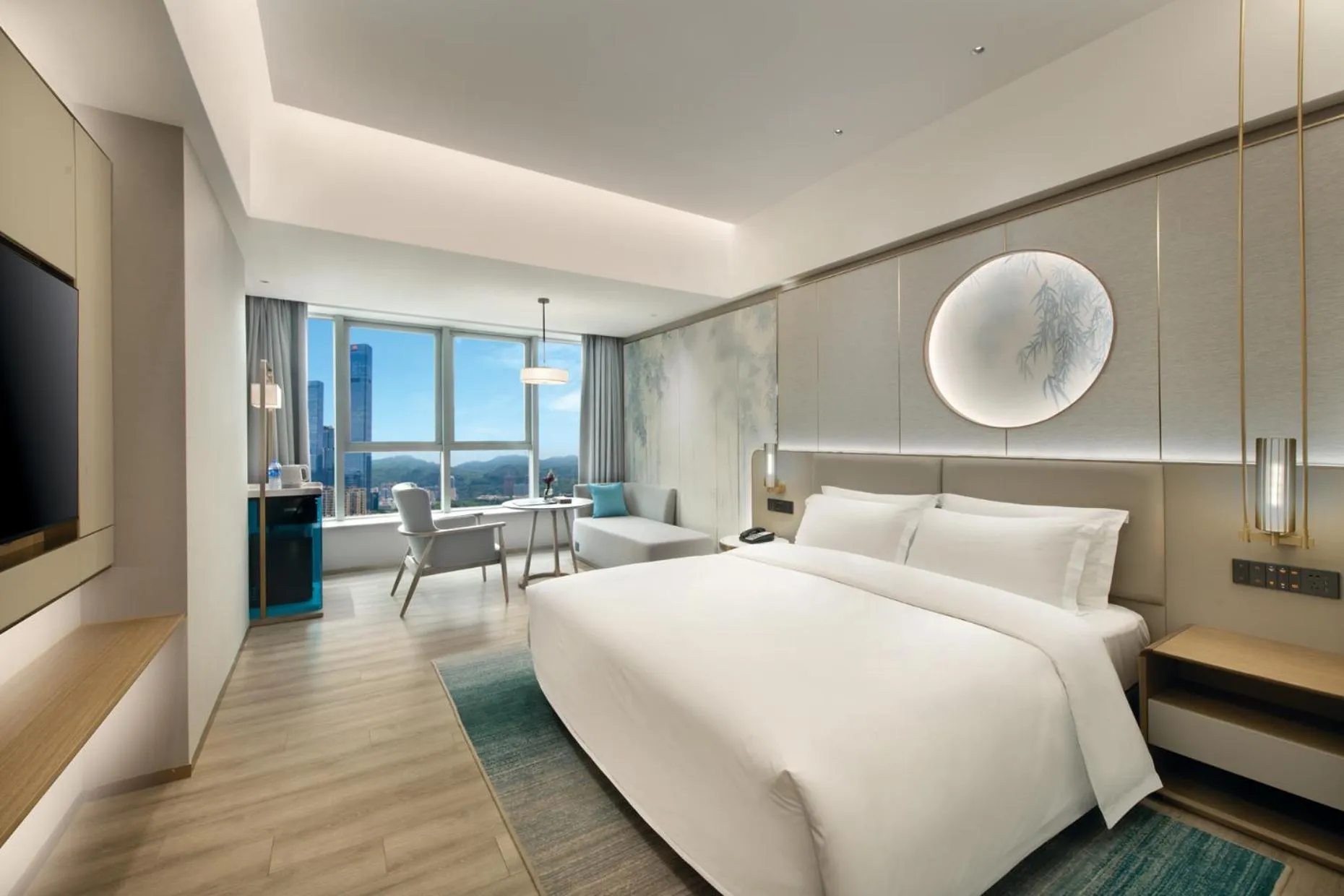 Bed in Shenzhen Grand Skylight Garden Hotel