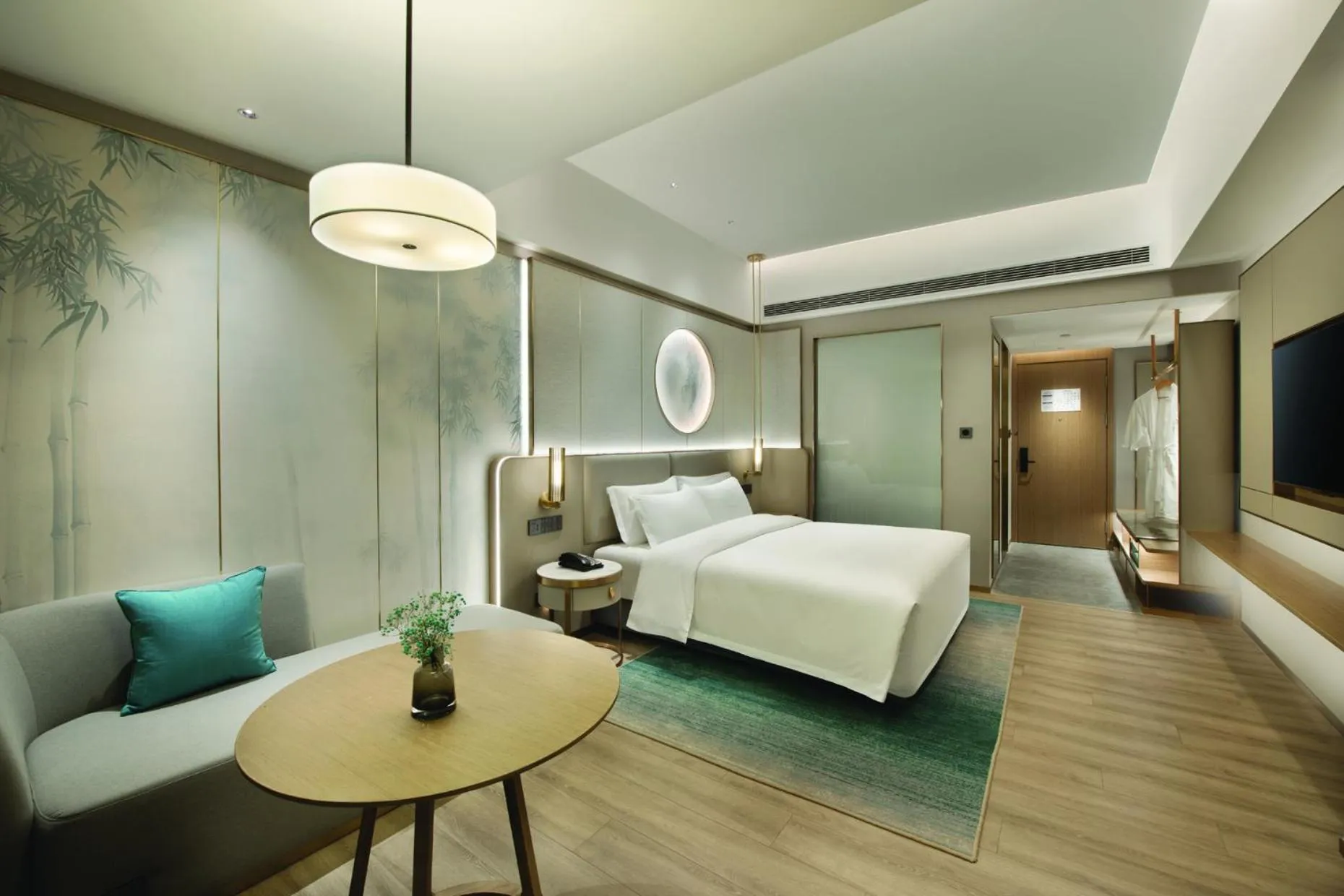 Bed in Shenzhen Grand Skylight Garden Hotel