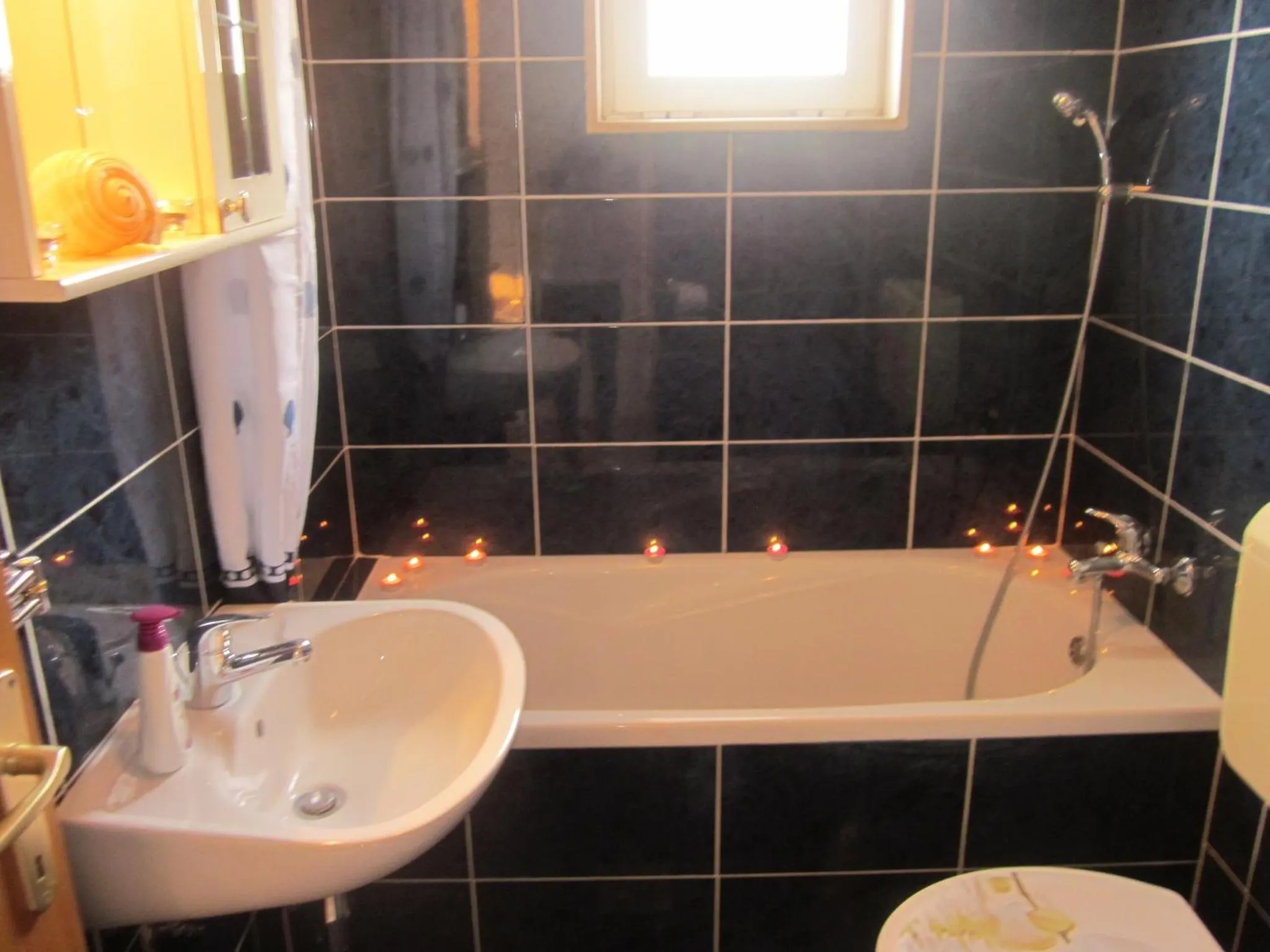 Bathroom in Apartments Kresic