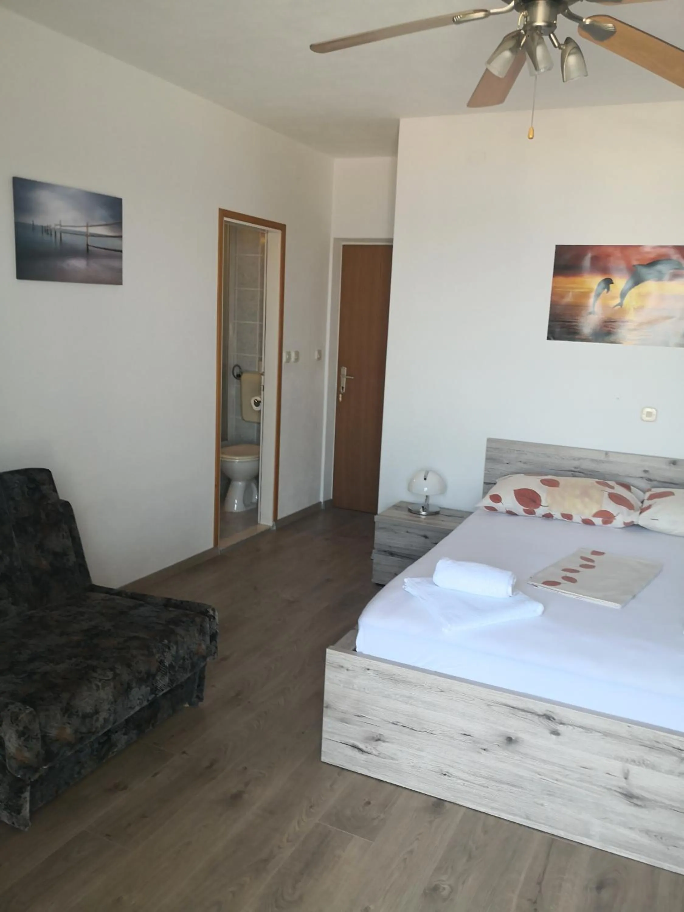 Bed in Apartments Kresic