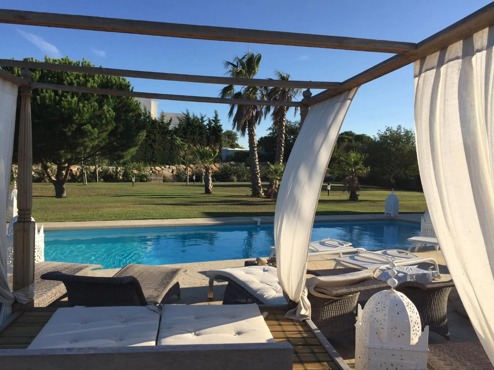 Swimming pool in Escapades Lointaines