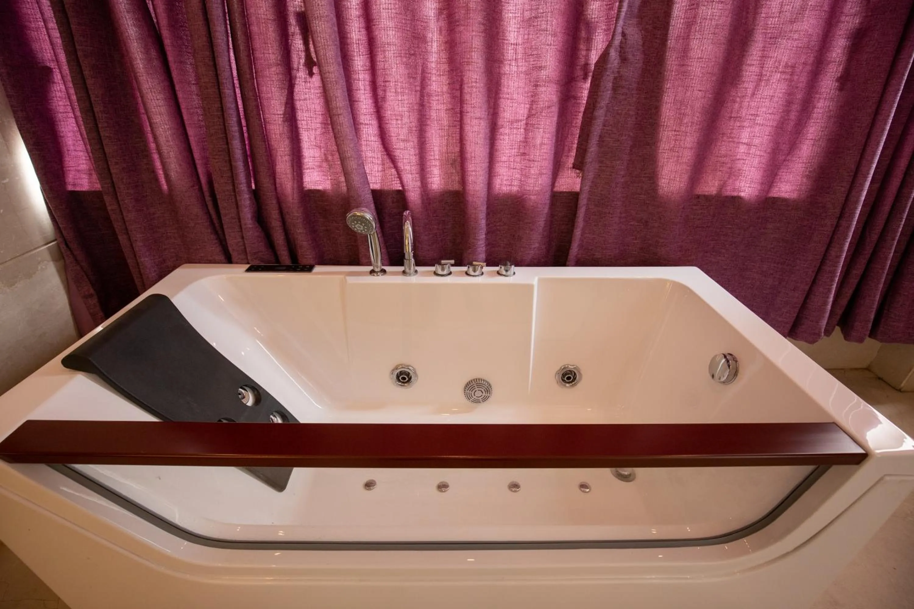 Bathroom in Nansc Hotel