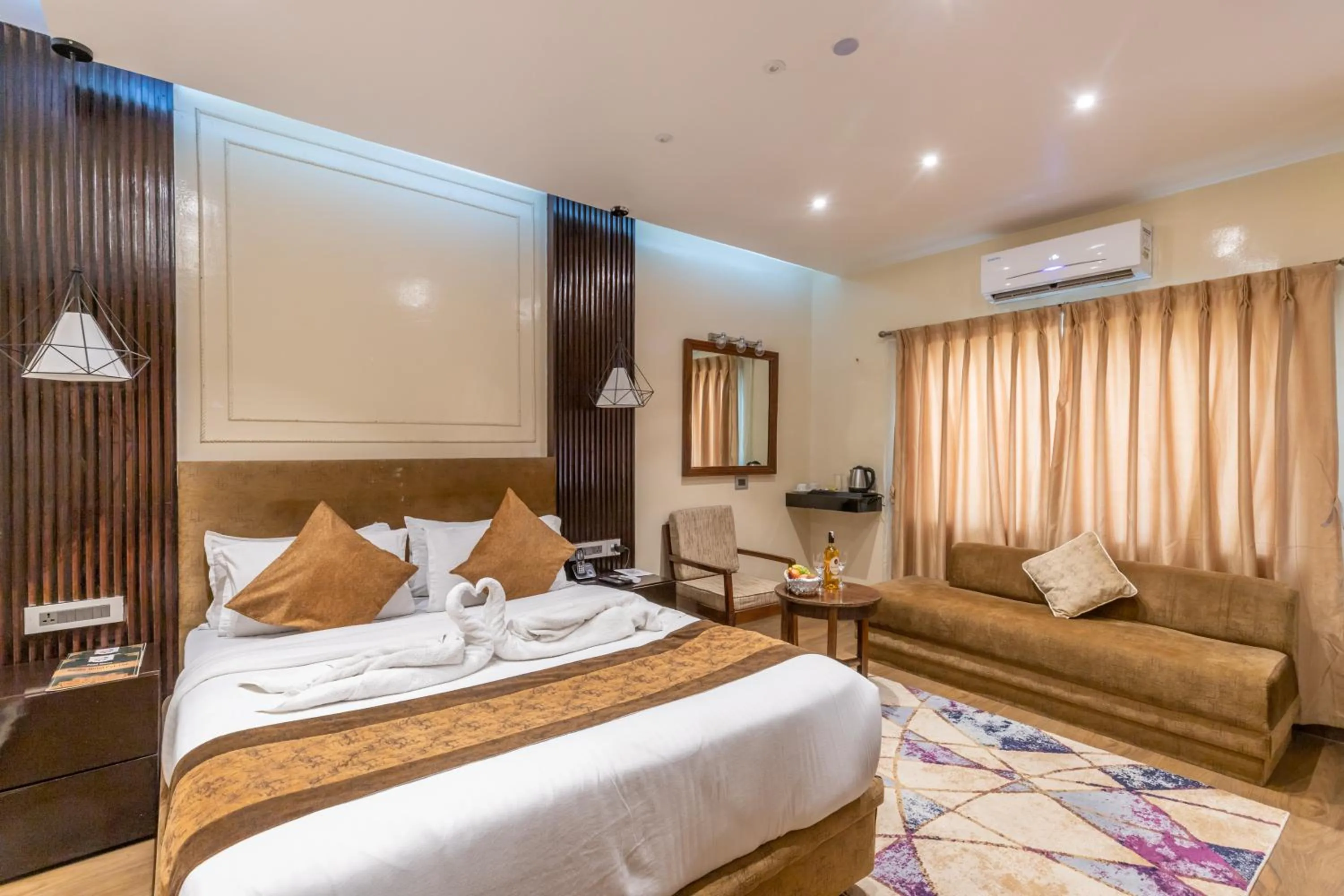 Bedroom, Bed in Nansc Hotel