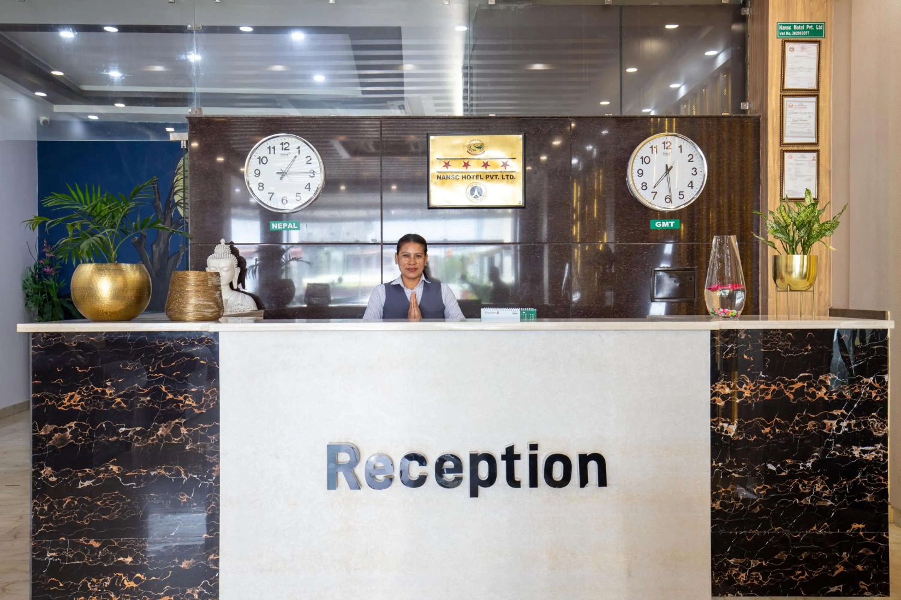 Facade/entrance in Nansc Hotel