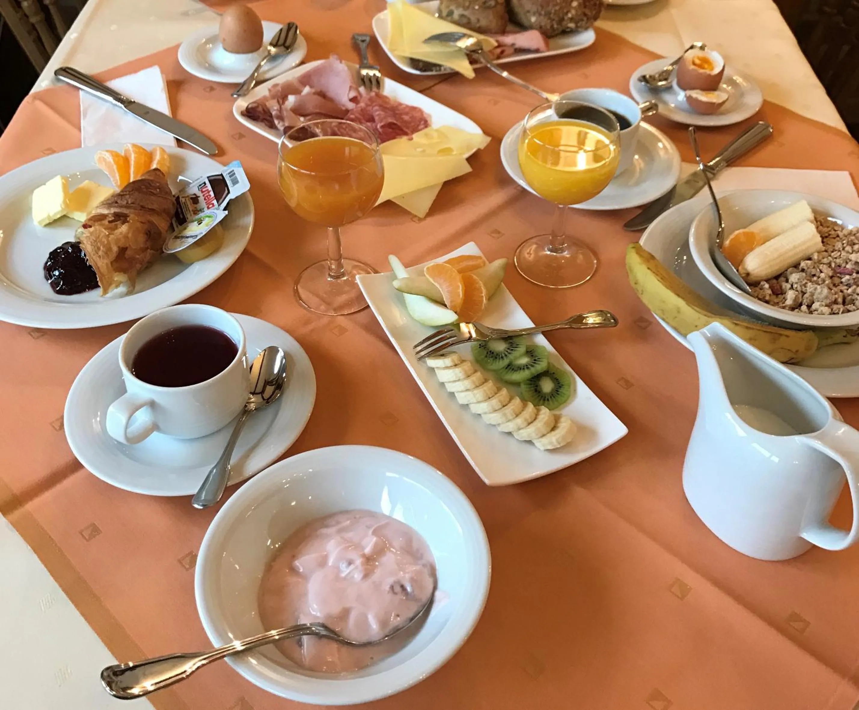 Breakfast in Hotel Wilms