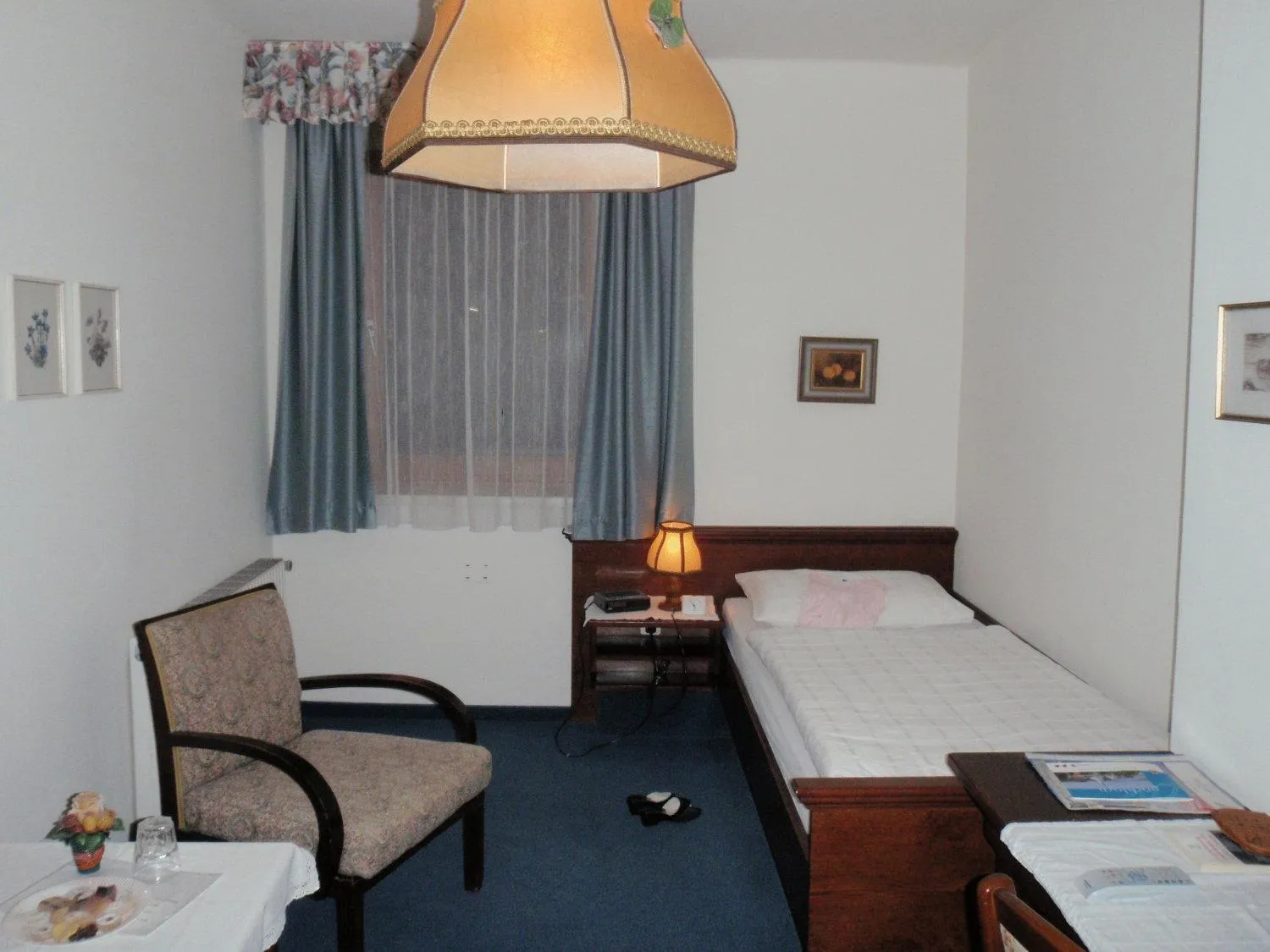 Bed in Hotel-Restaurant Moser Pöchlarn