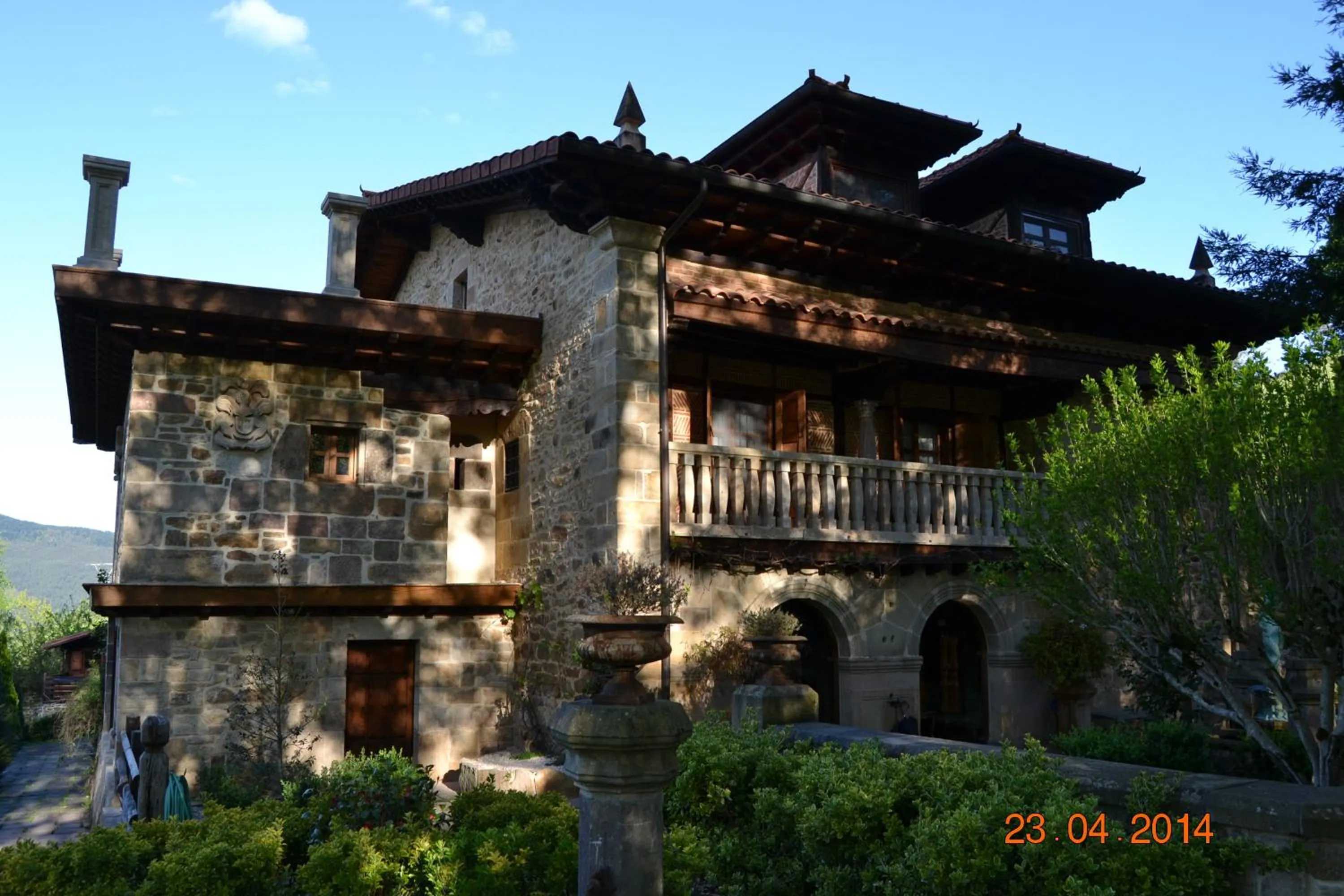 Facade/entrance in Palacio de Trasvilla