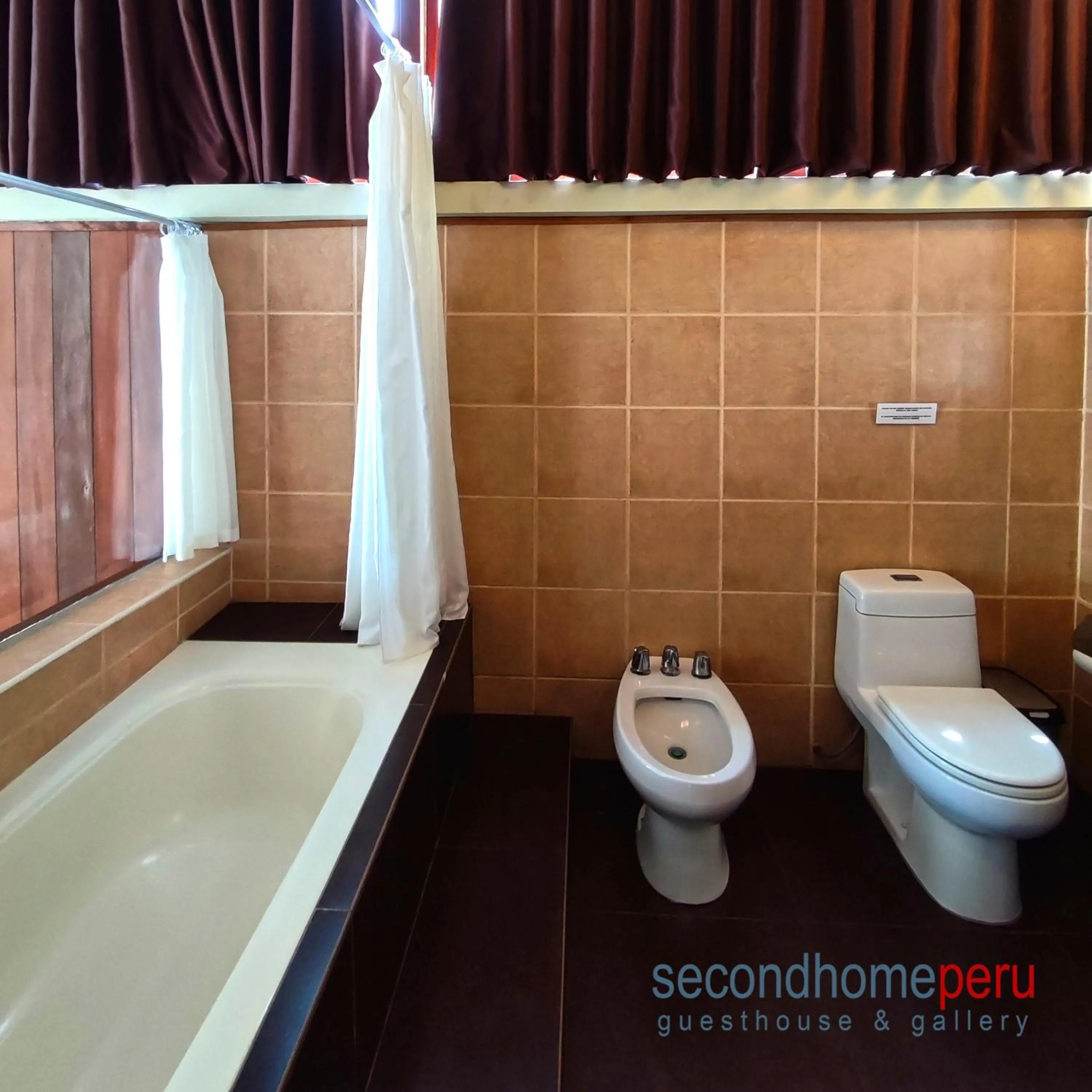 Shower in Second Home Peru