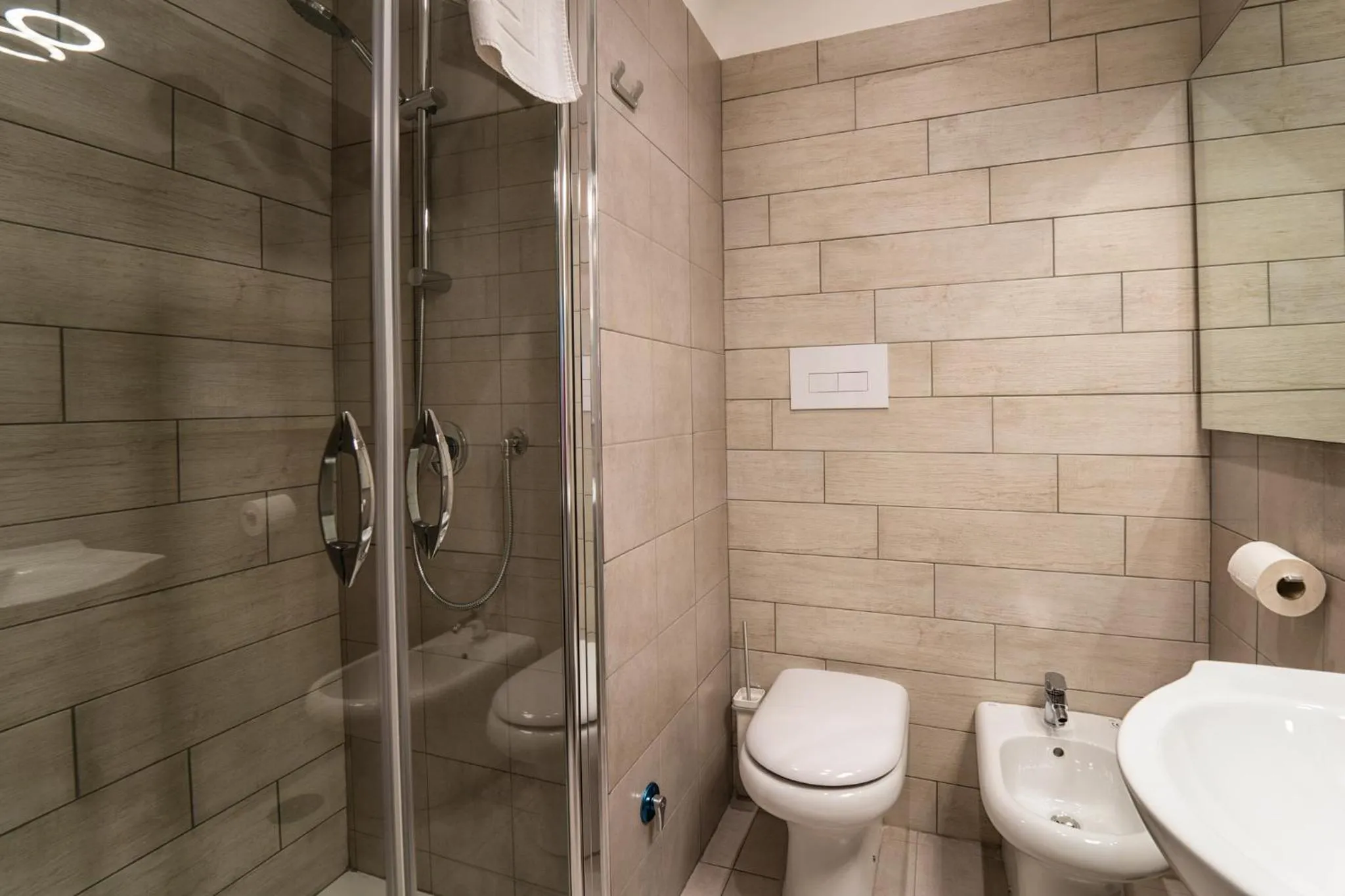 Shower in New Gallery