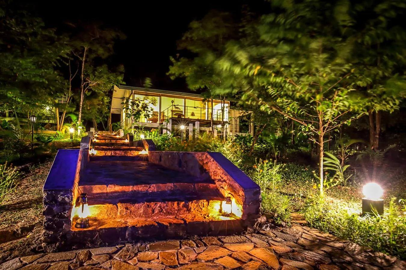 Facade/entrance in Flamboyant Villas