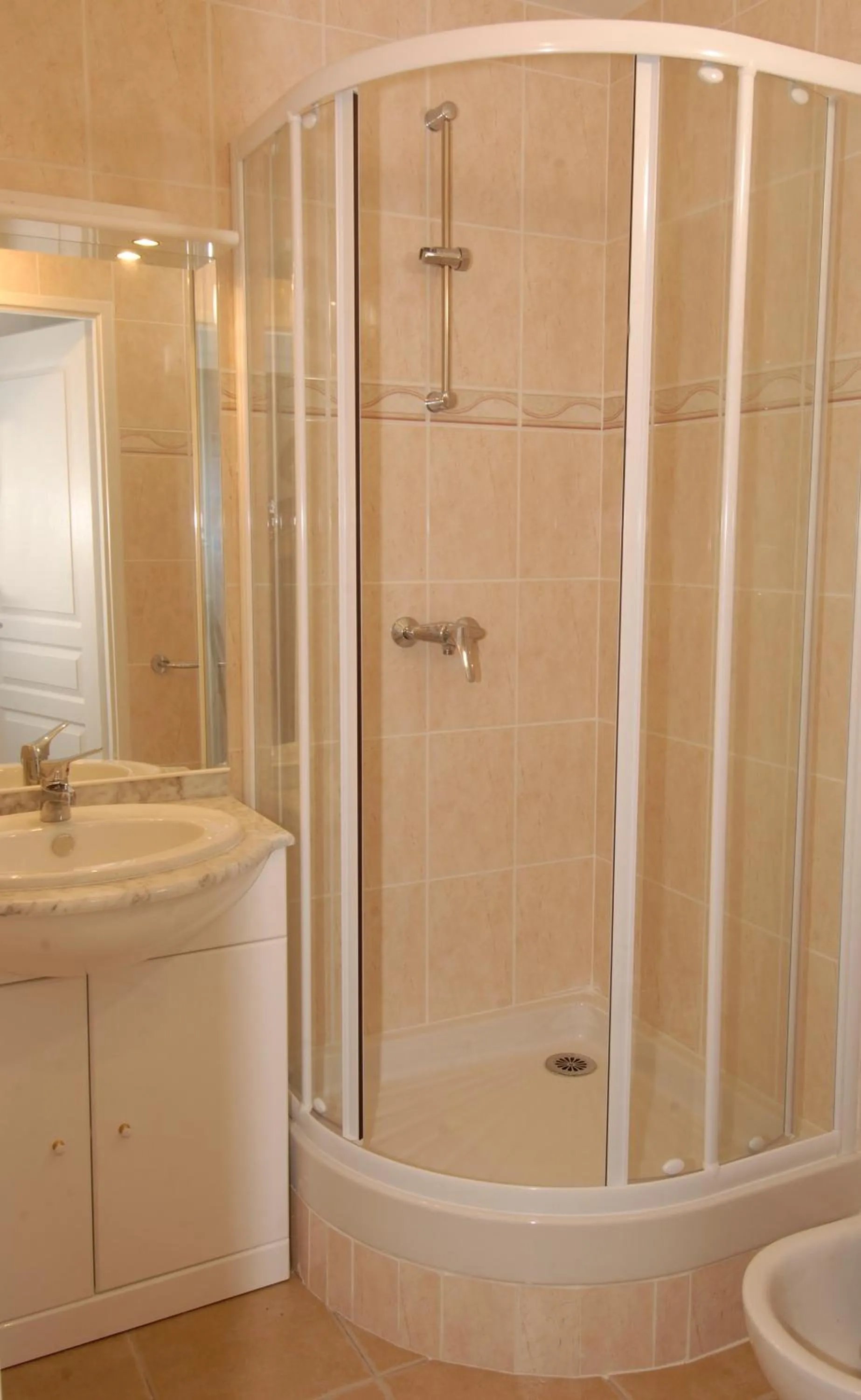 Bathroom in Lagrange Vacances - Villa d'Este