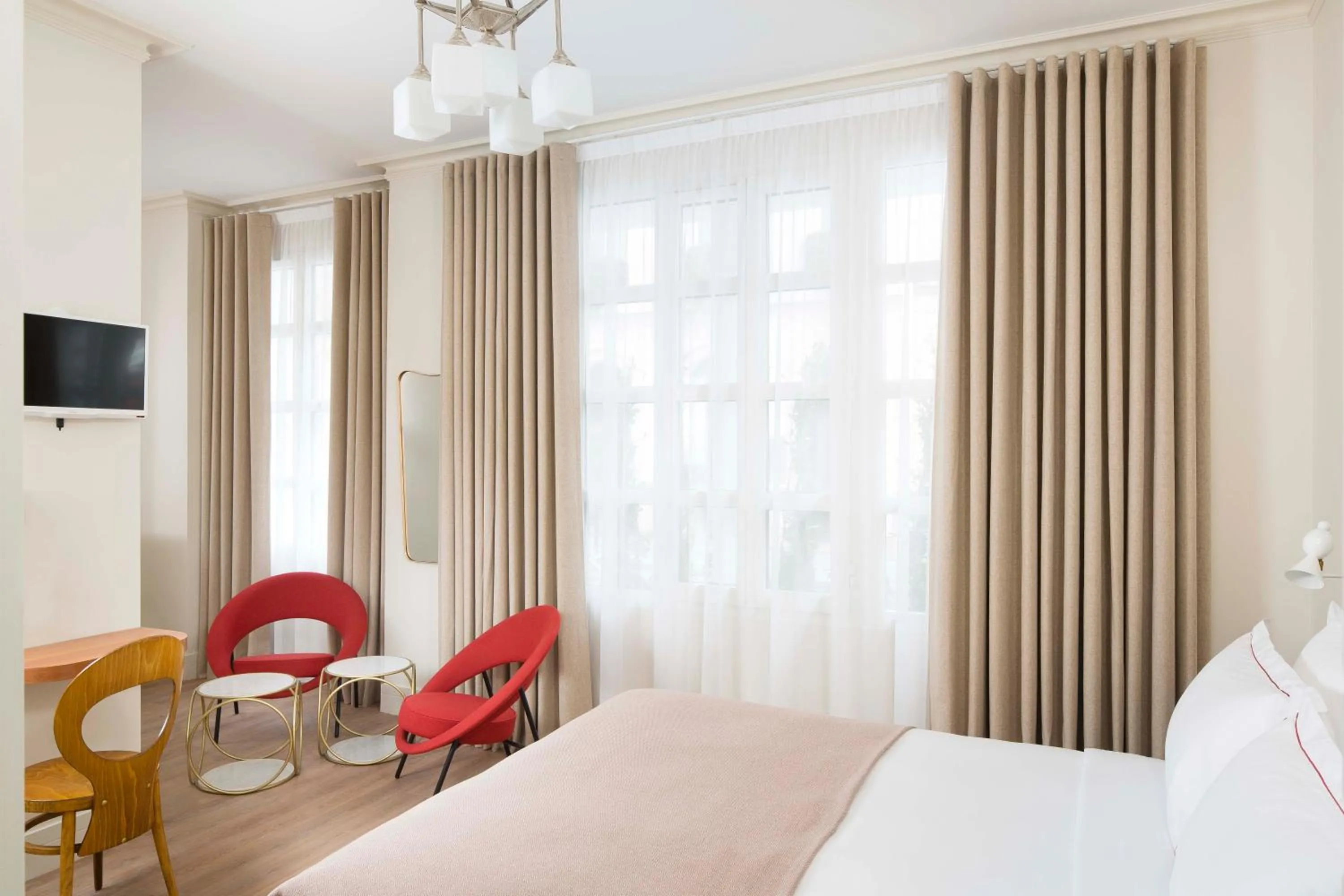 Hôtel Céleste Batignolles Montmartre