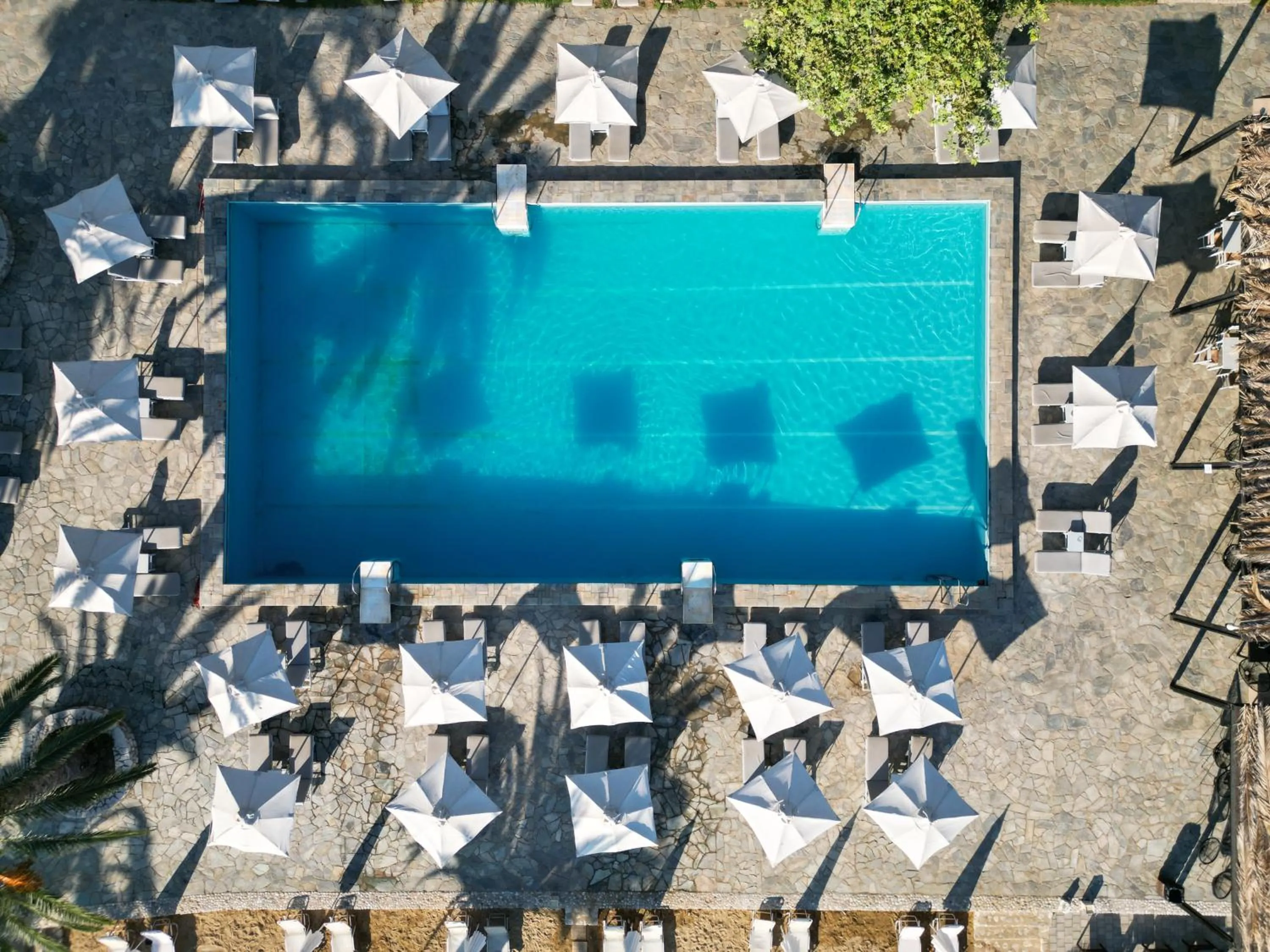 Swimming pool in Long Beach Hotel & Resort