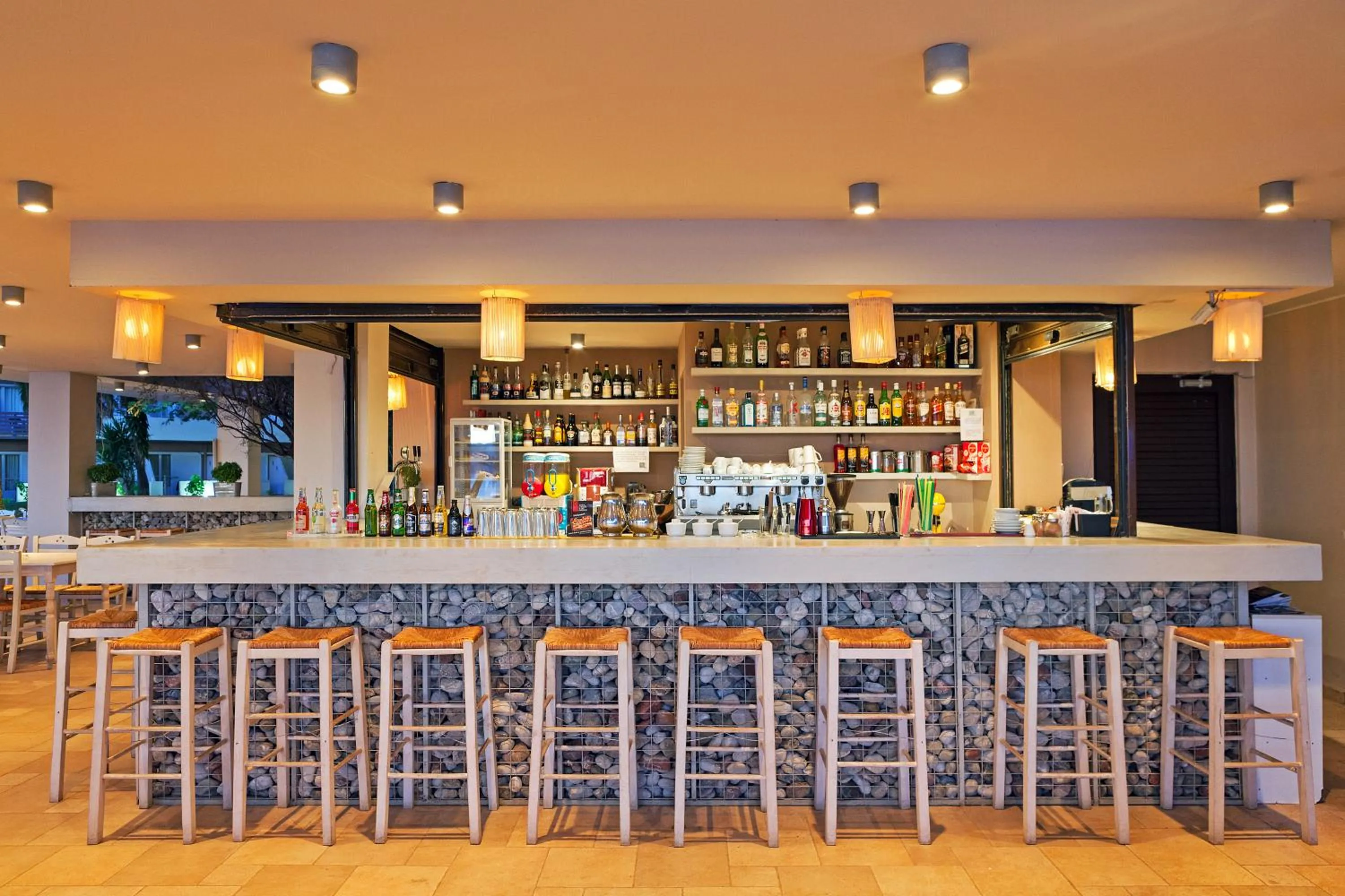 Lounge or bar in Long Beach Hotel & Resort