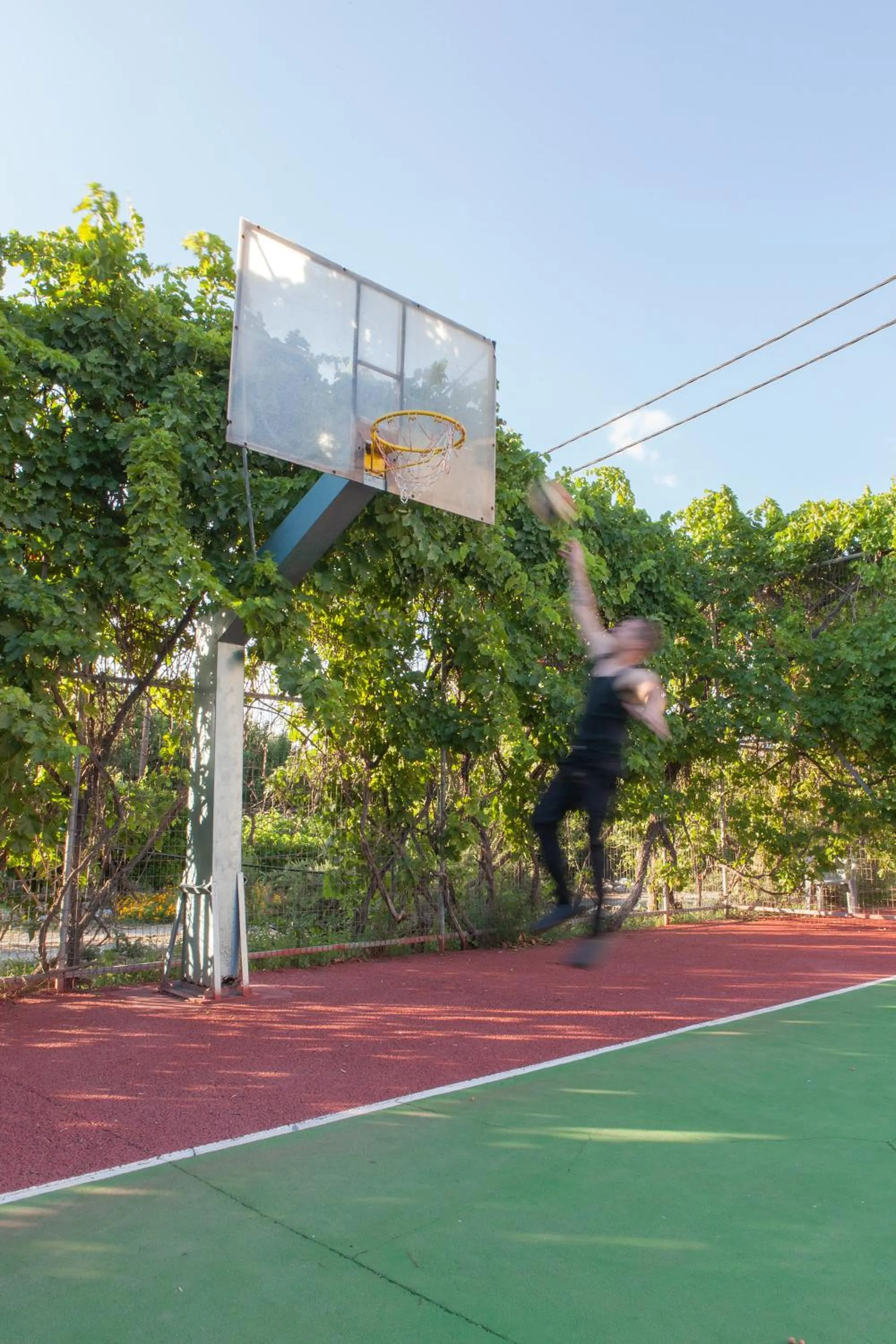 Tennis court in Long Beach Hotel & Resort