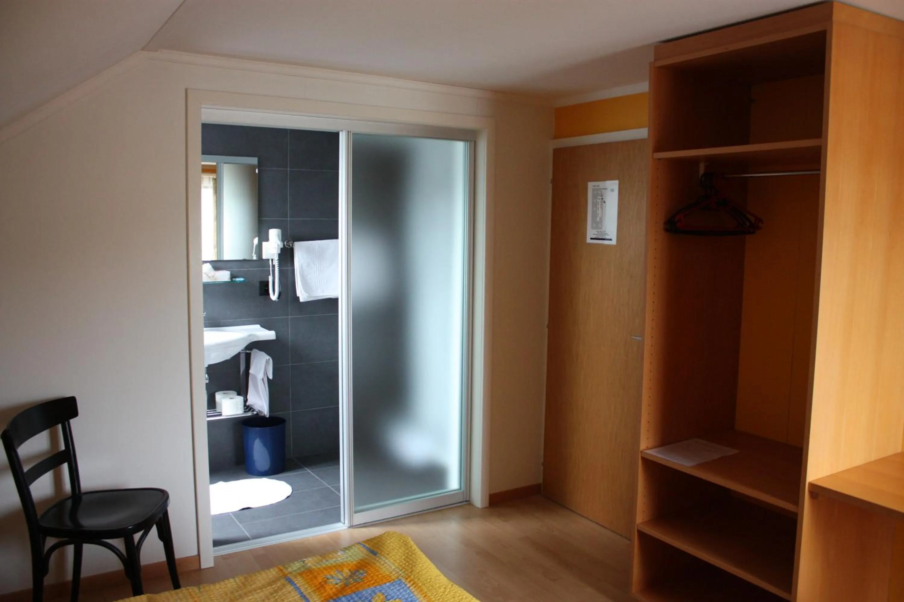 Bathroom in Hotel Koi-Gartenteich