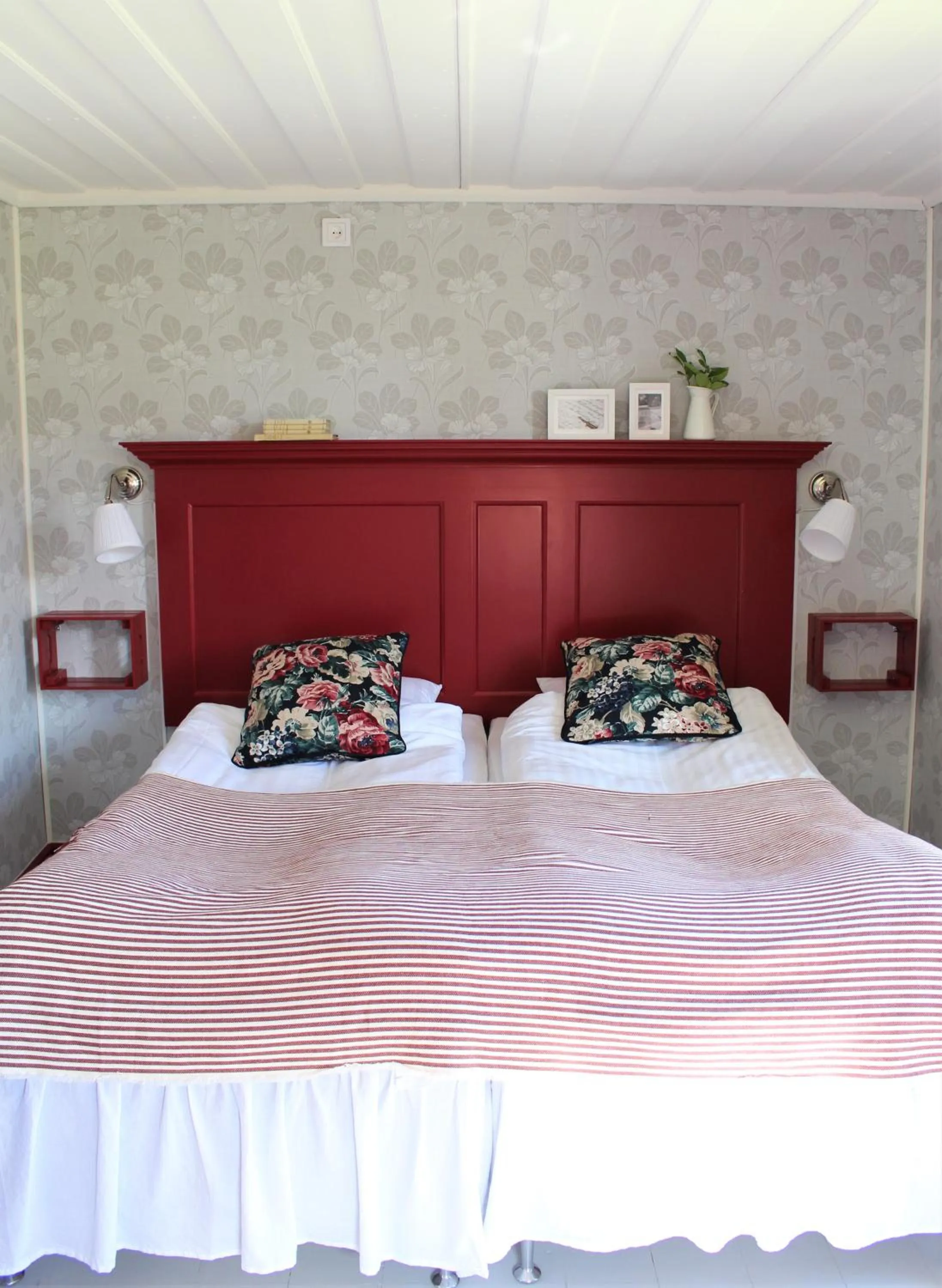 Property building, Bed in STF Hostel Vilhelmina Kyrkstad