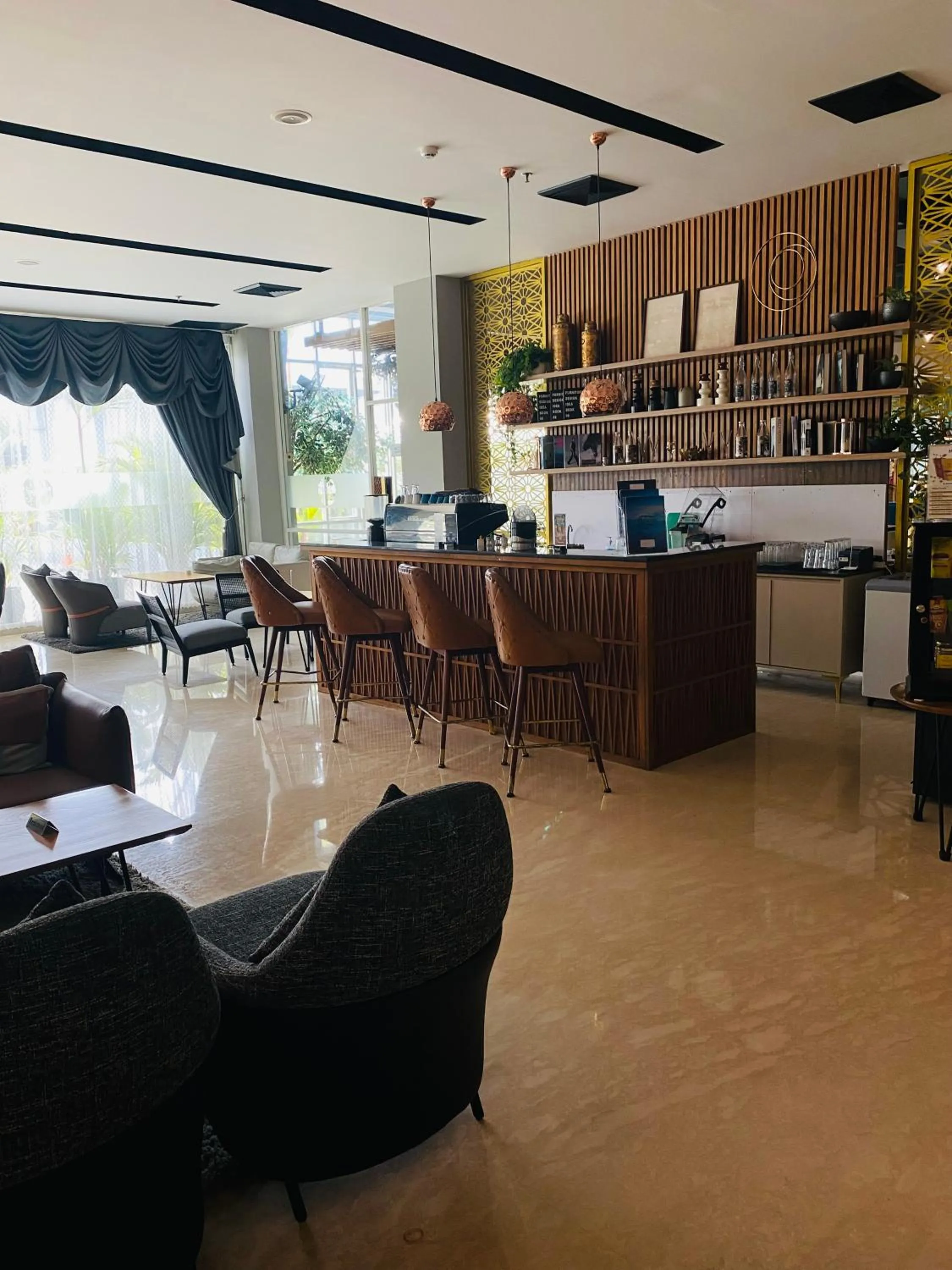 Restaurant/places to eat in Muraya Hotel Aceh