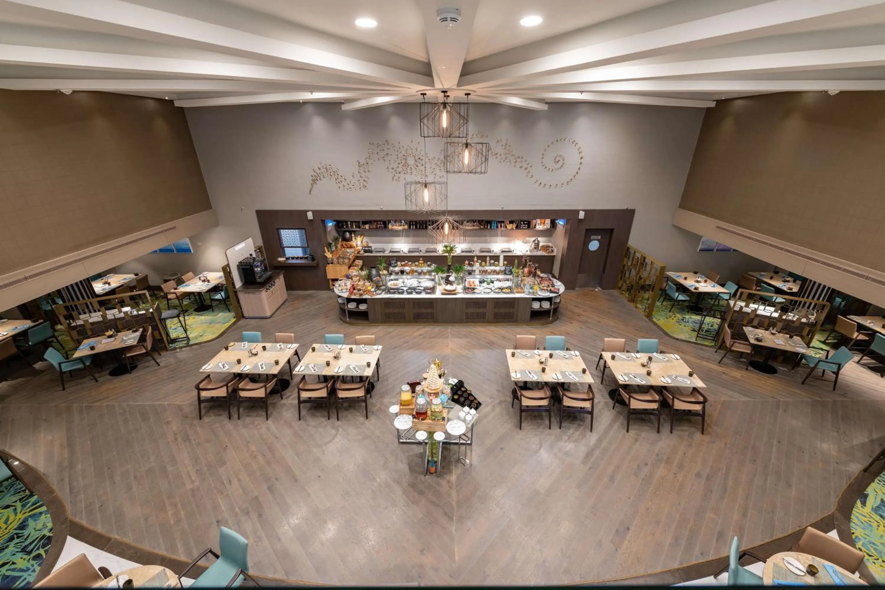 Restaurant/places to eat in Radisson Blu Hotel, Jeddah Corniche