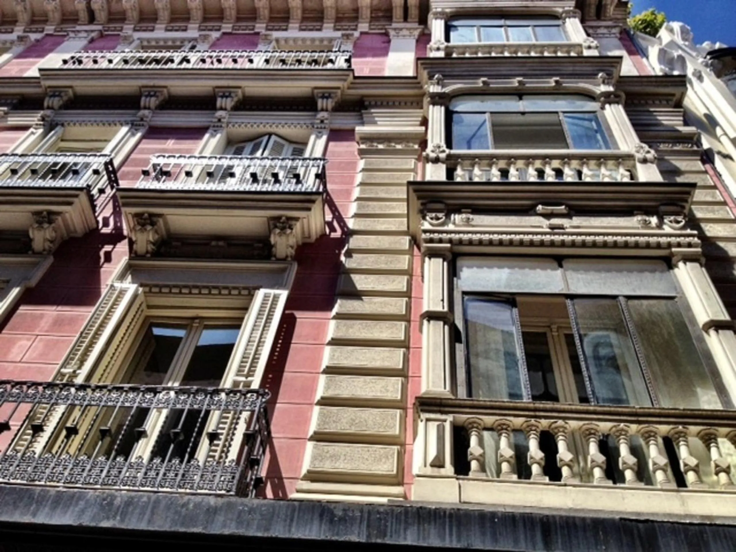 Property building in Apartamentos Matute 11