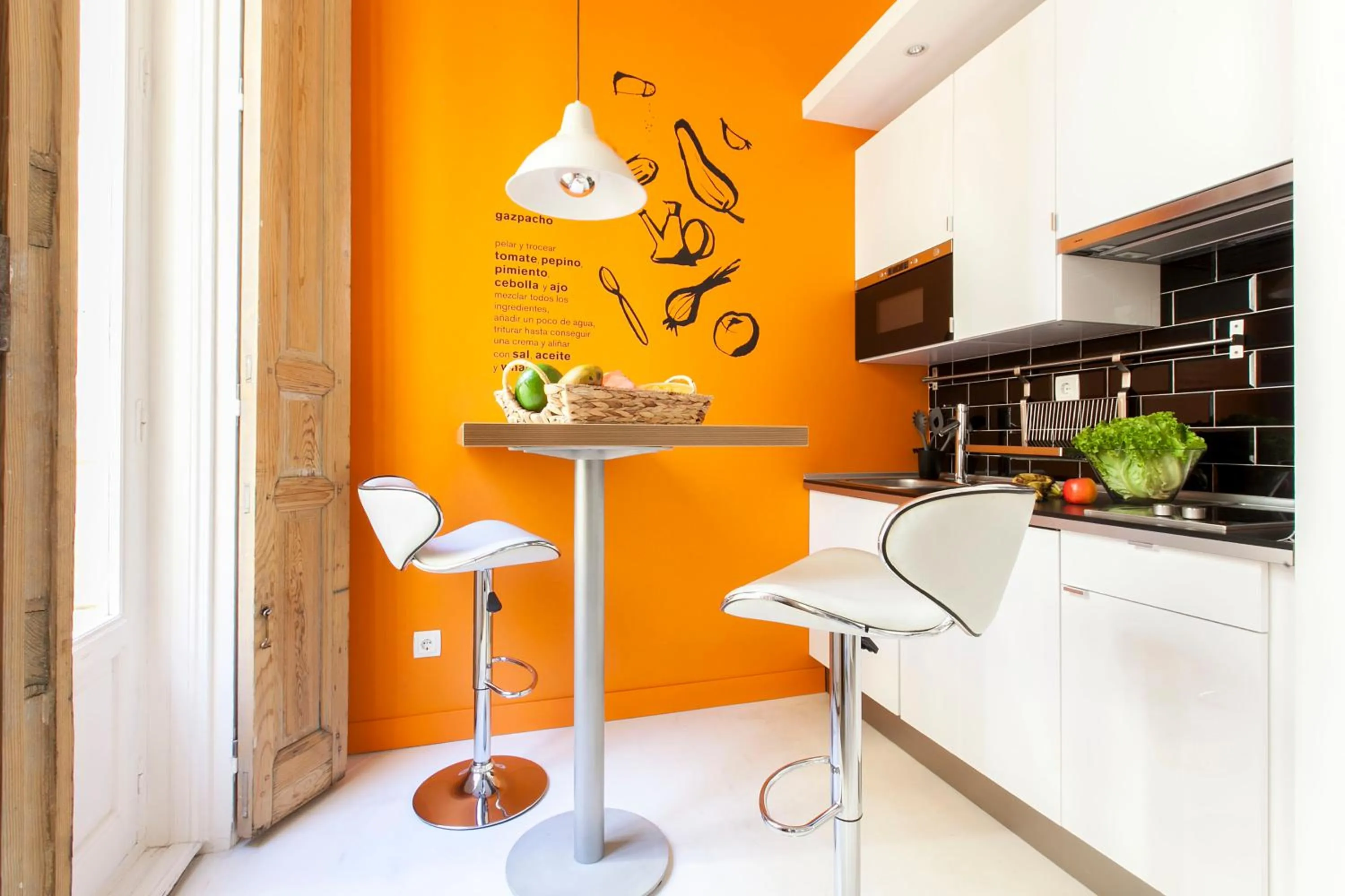 Kitchen or kitchenette in Apartamentos Matute 11