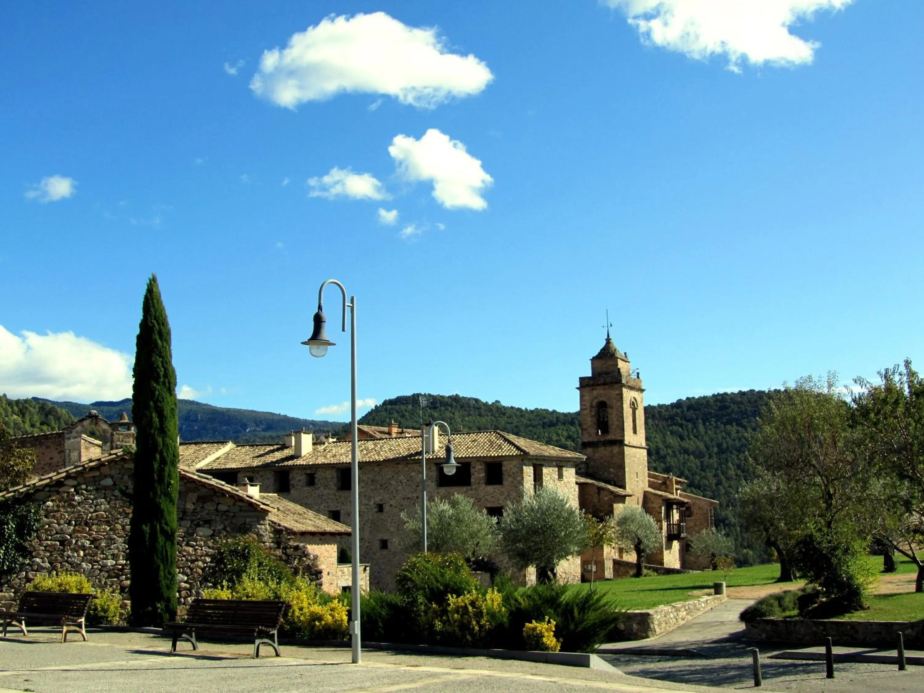 Facade/entrance in Ligüerre Resort